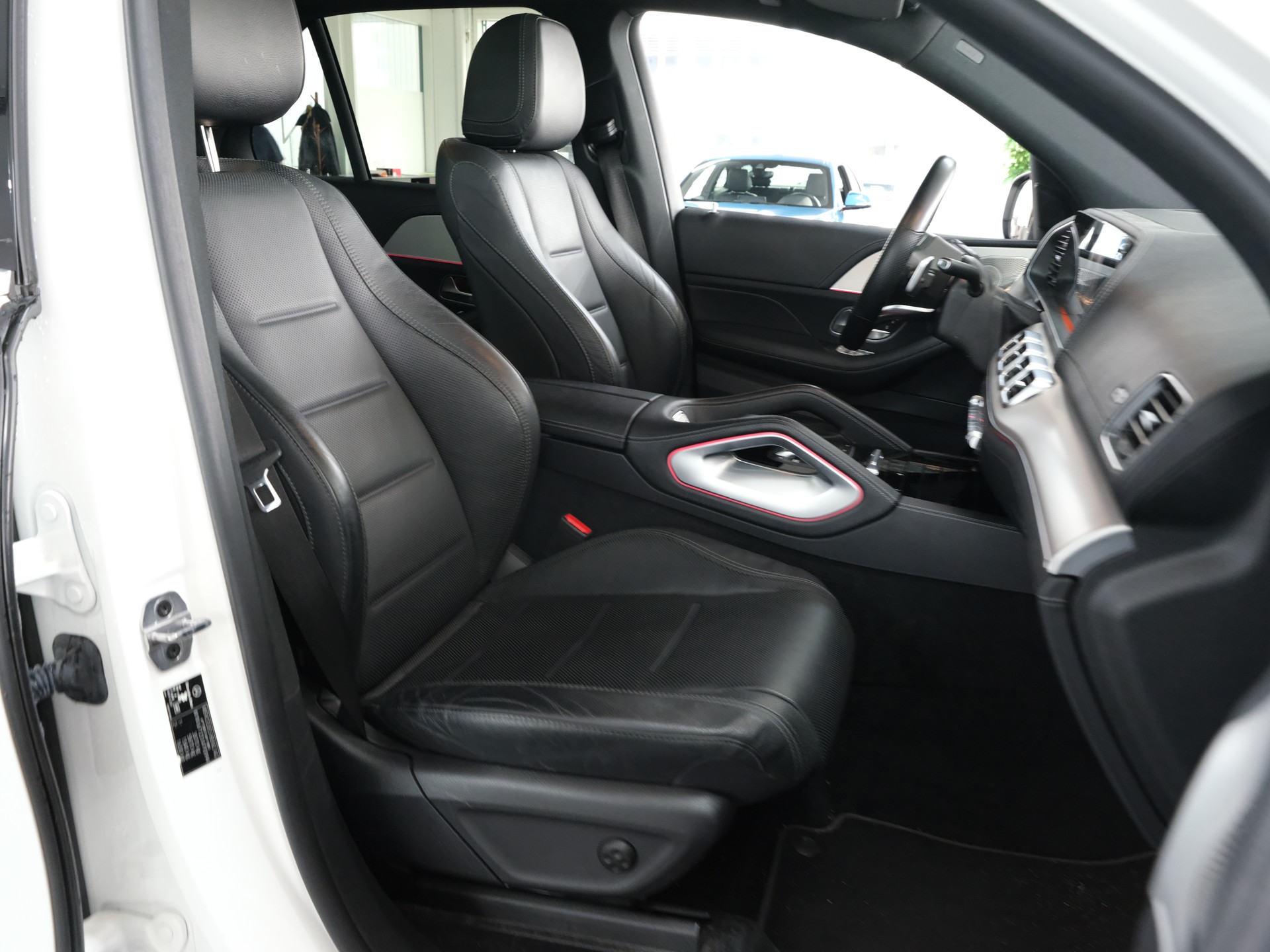 MERCEDES-BENZ GLE 400 d 4Matic AMG Line 9G-Tronic *Softclose* *Panorama* *360 Kamera*-image-26