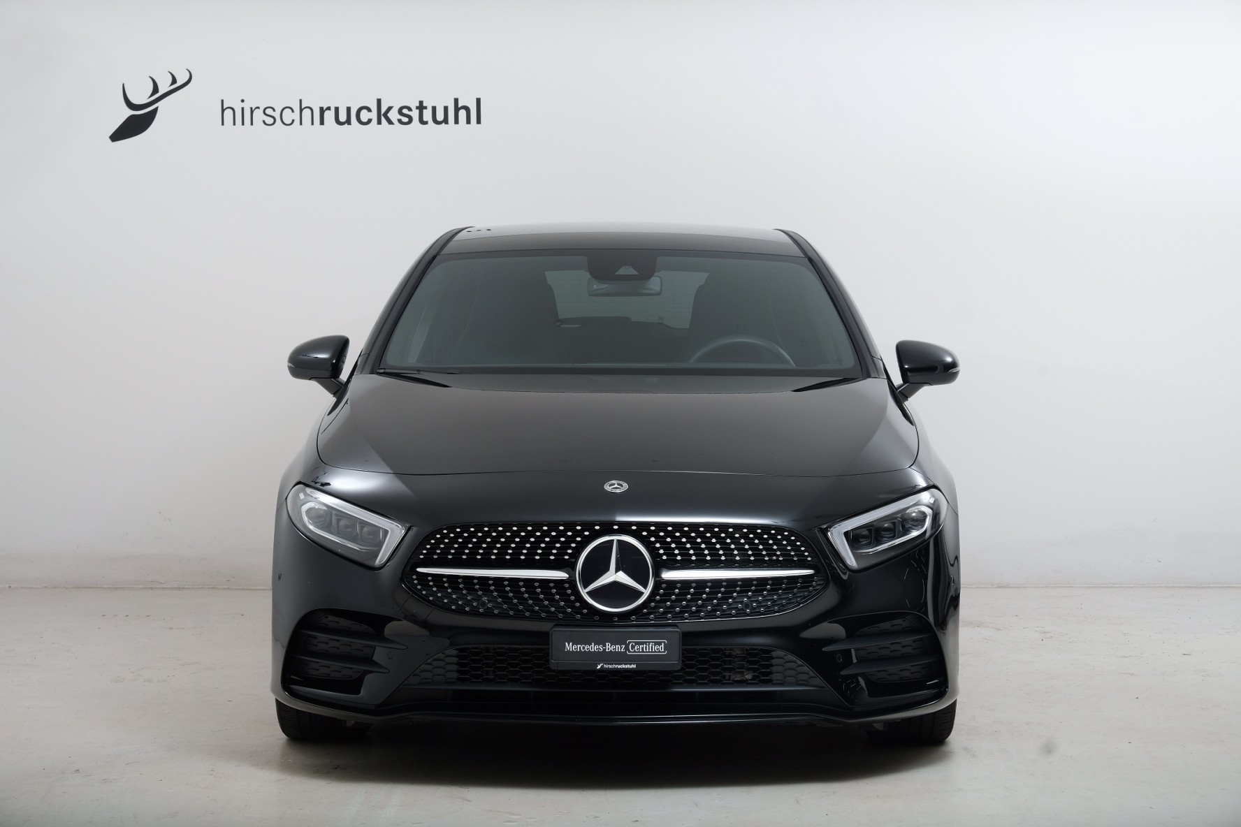 MERCEDES-BENZ A 220 d AMG Line-image-1