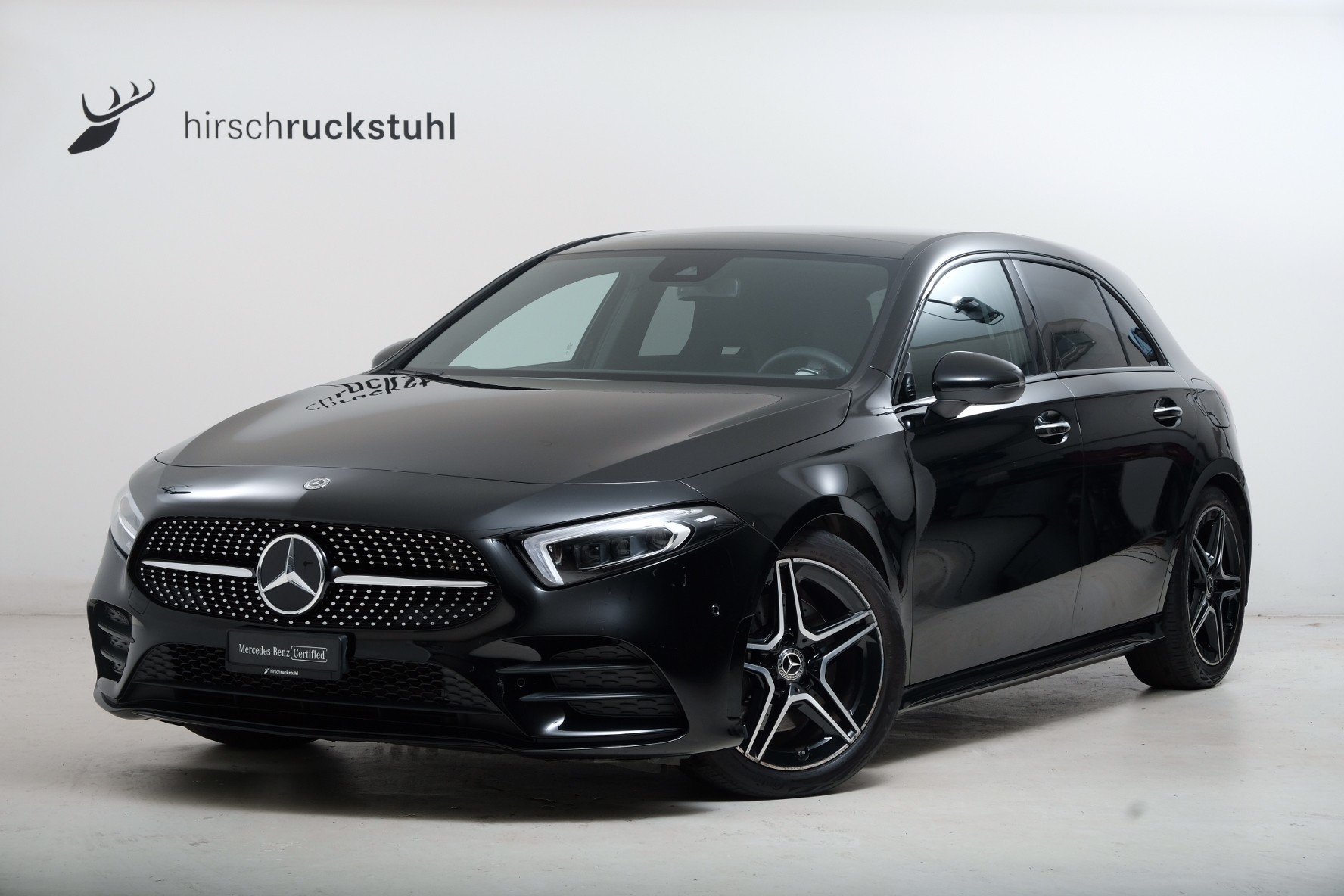 MERCEDES-BENZ A 220 d AMG Line-image-0