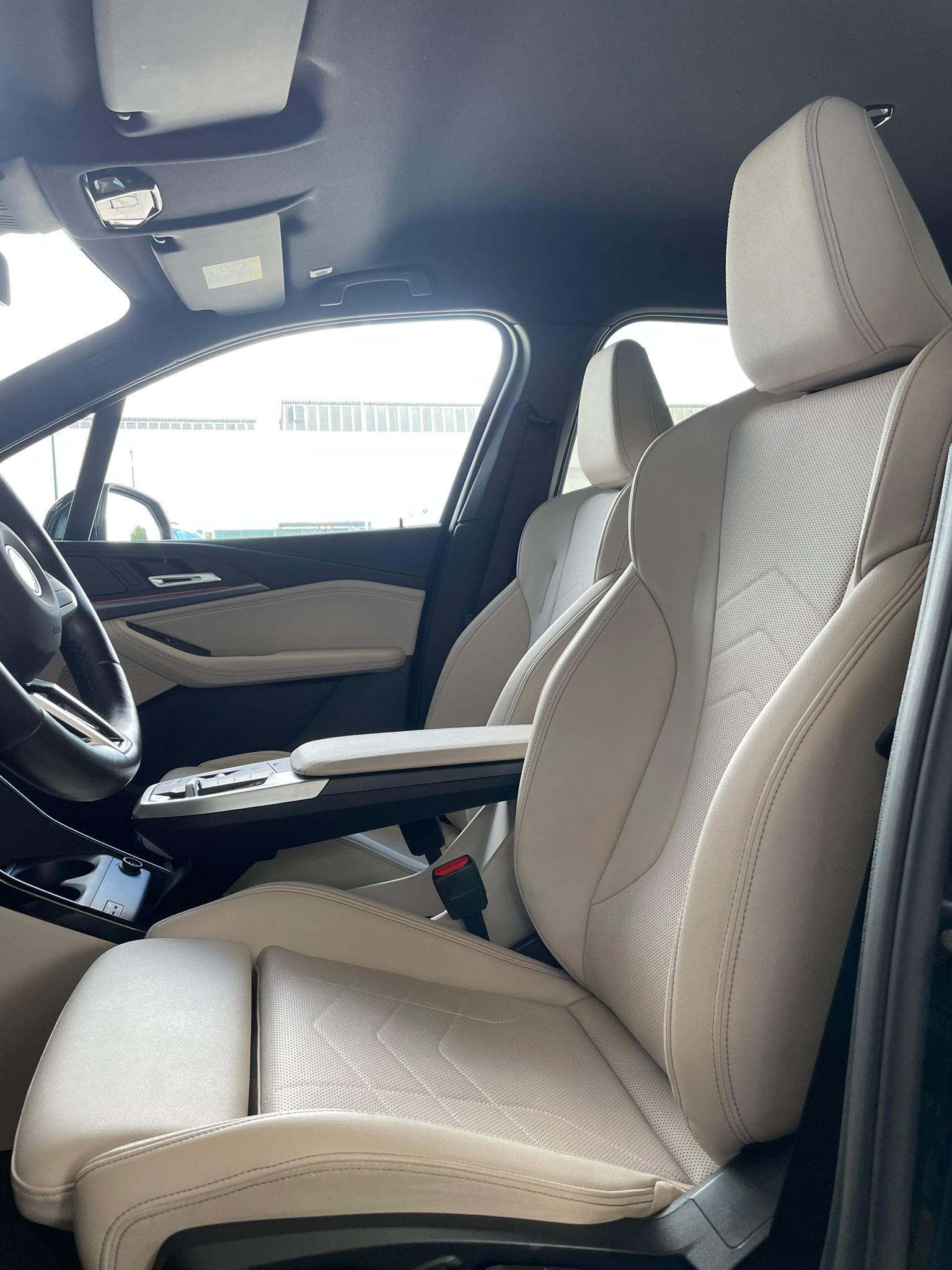 BMW 225e xDrive paddles Active Tourer-image-5