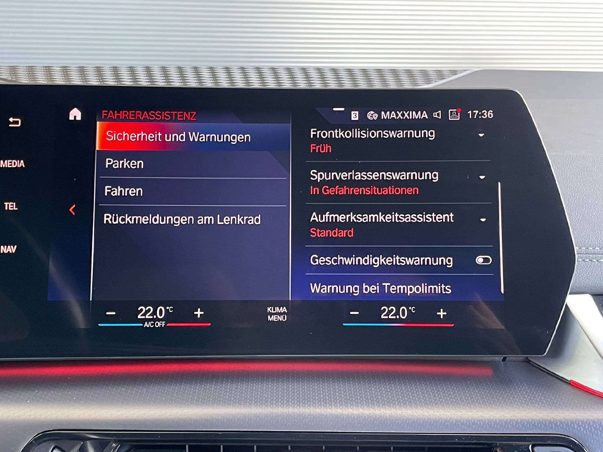 BMW 225e xDrive paddles Active Tourer-image-9
