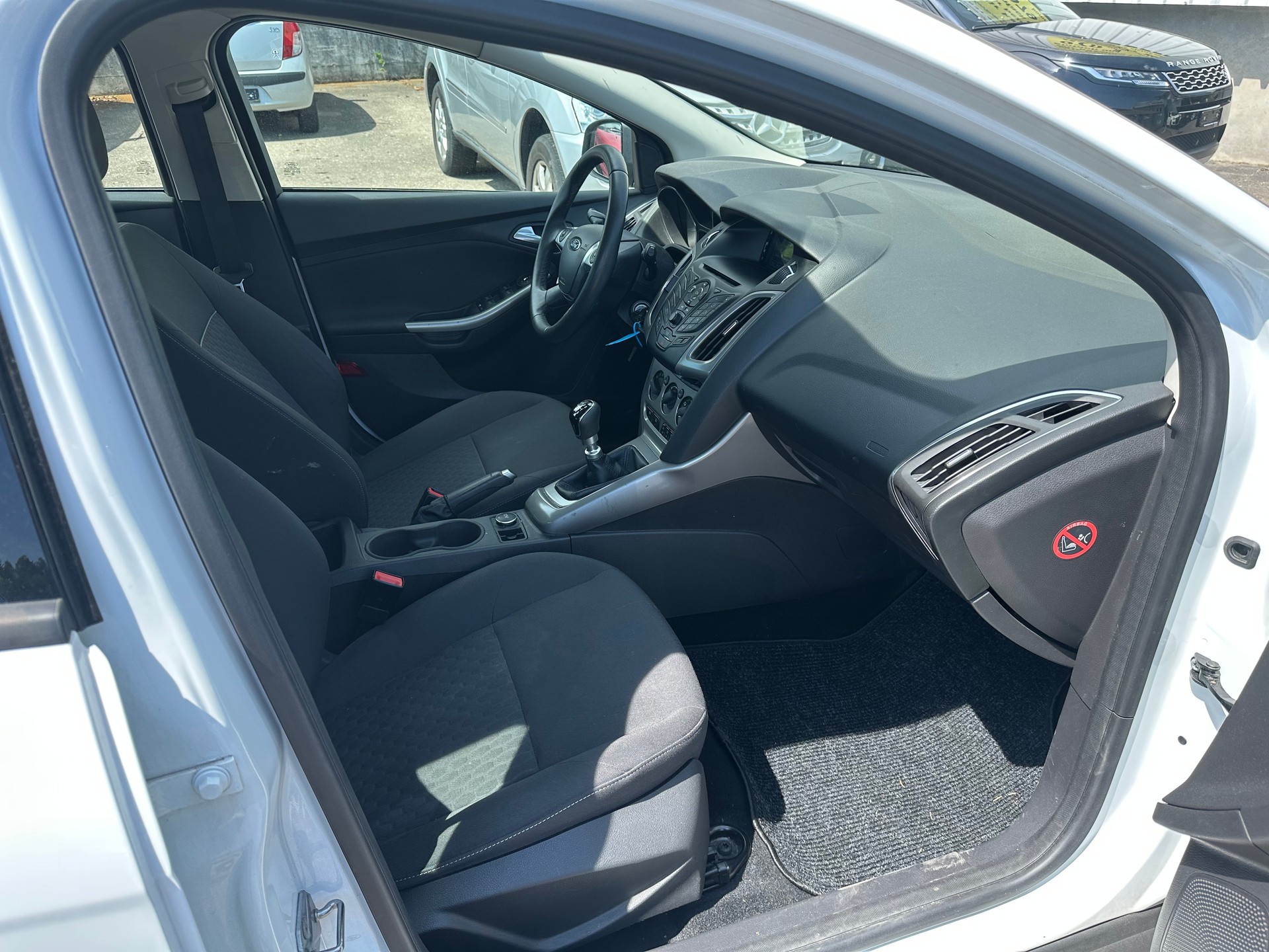 FORD Focus 1.0 SCTi Titanium-image-5