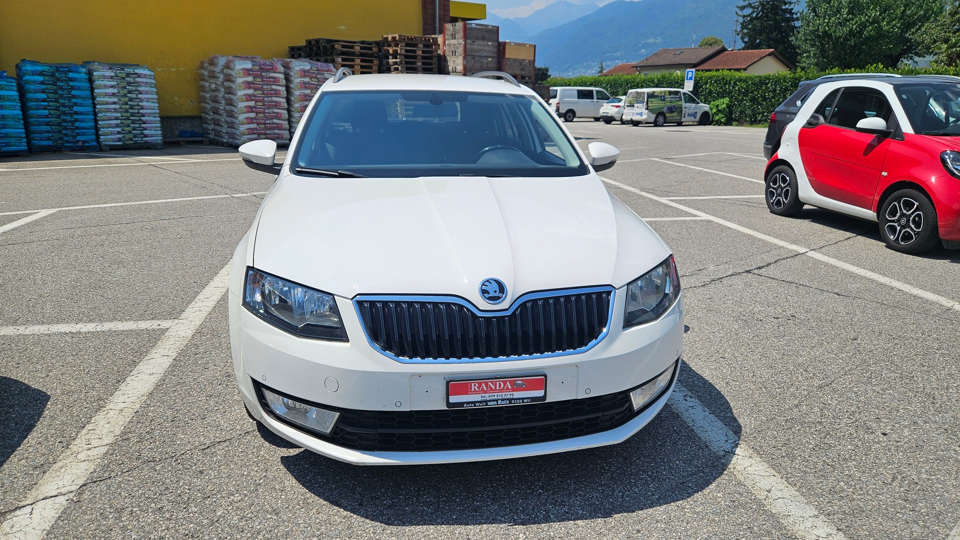 SKODA Octavia Combi 1.4 TSI Ambition DSG-image-0