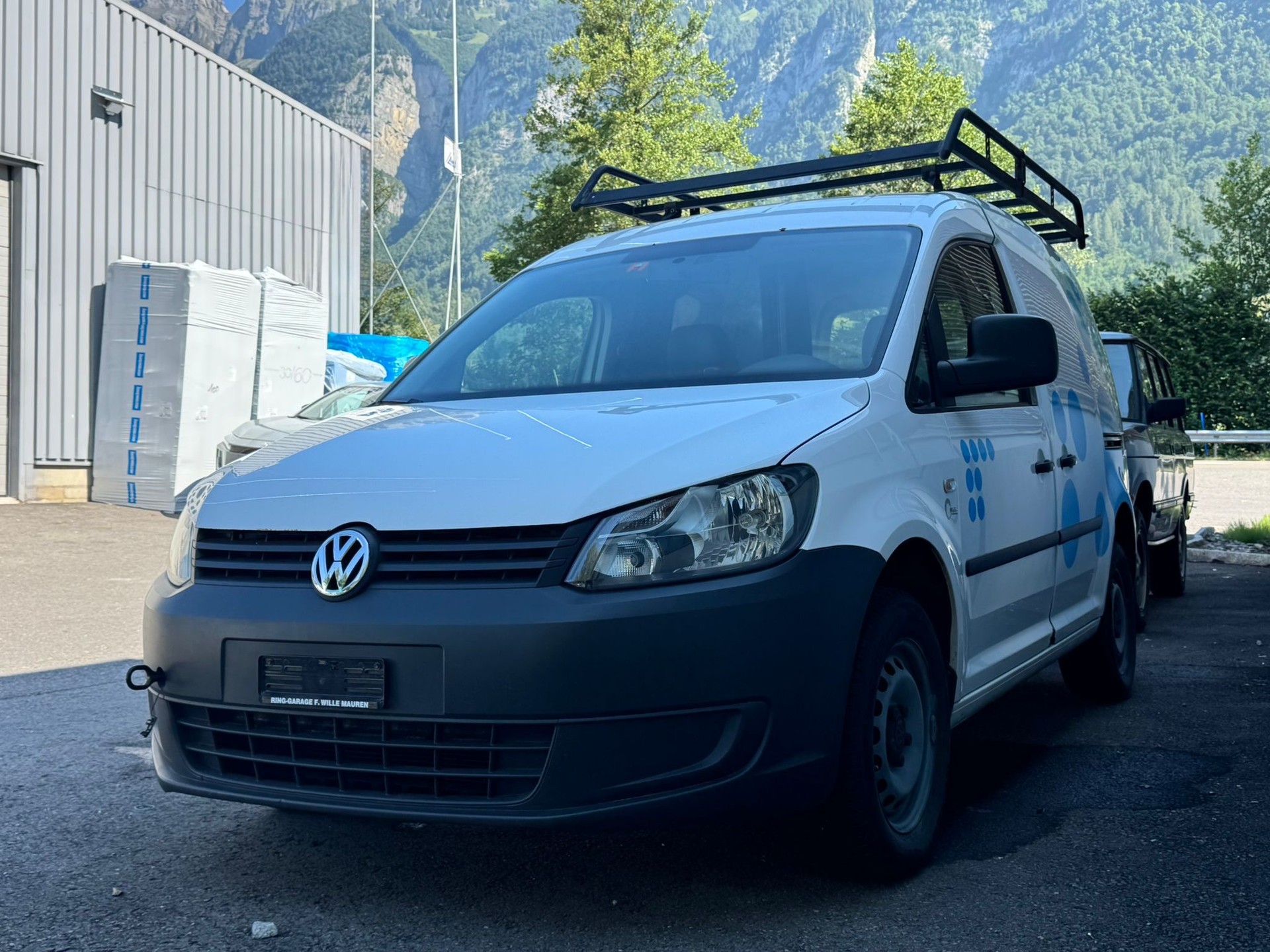 VW Caddy 1.6 TDI-image-1