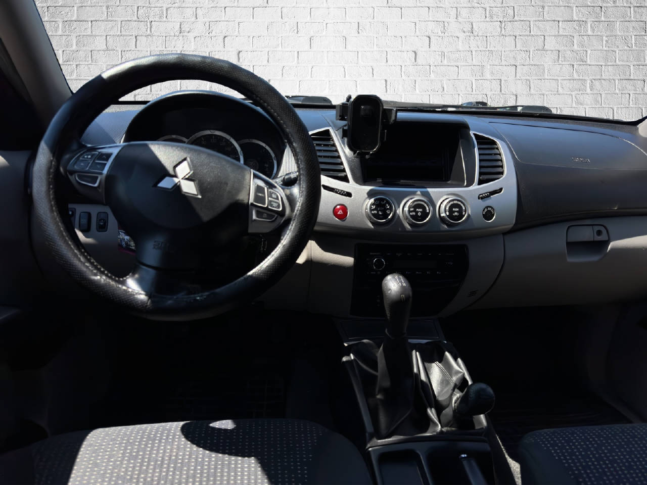 MITSUBISHI L 200 4x4 Double Cab 2.5 DID HP iHT MT-image-8