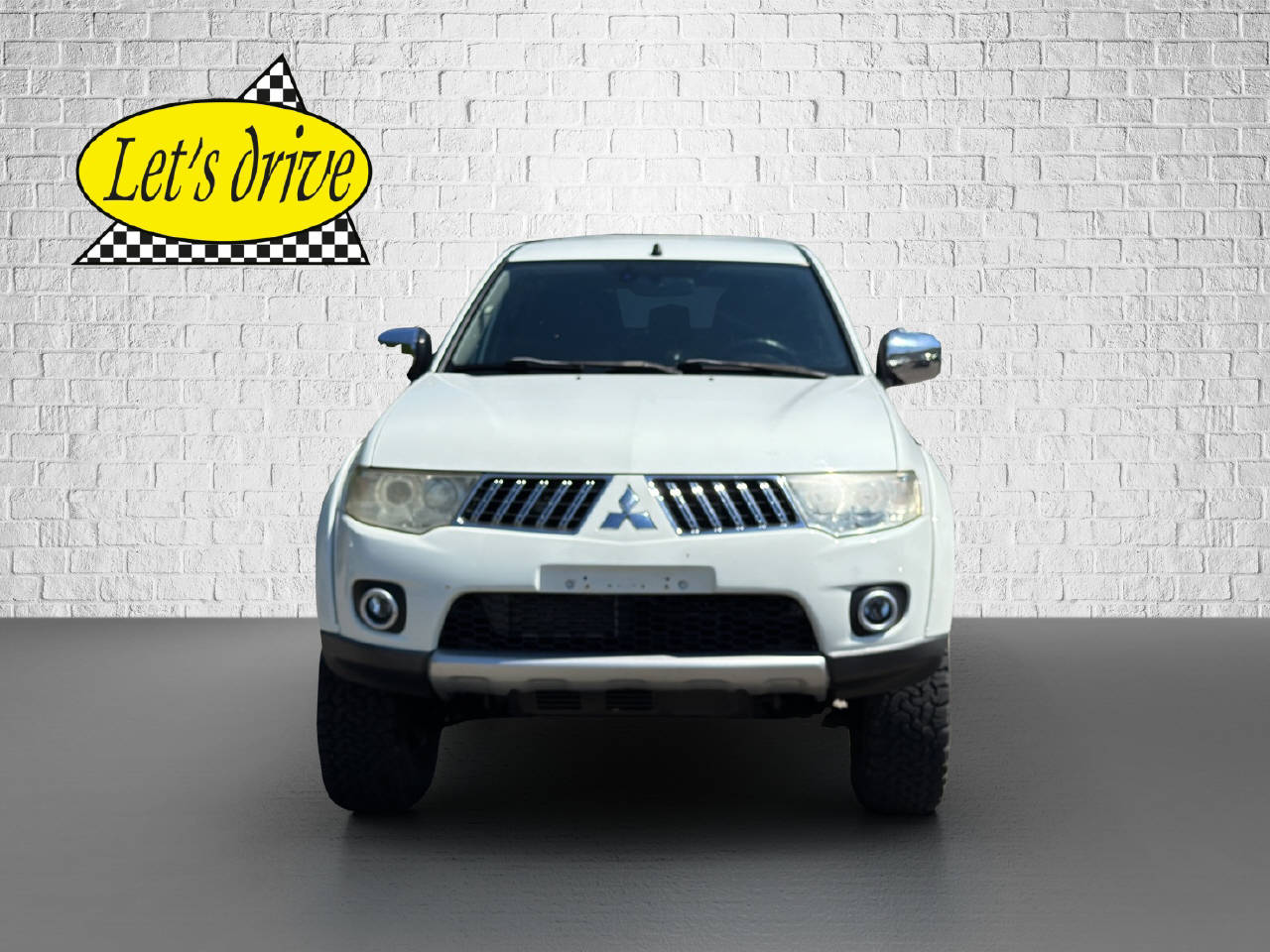 MITSUBISHI L 200 4x4 Double Cab 2.5 DID HP iHT MT-image-1