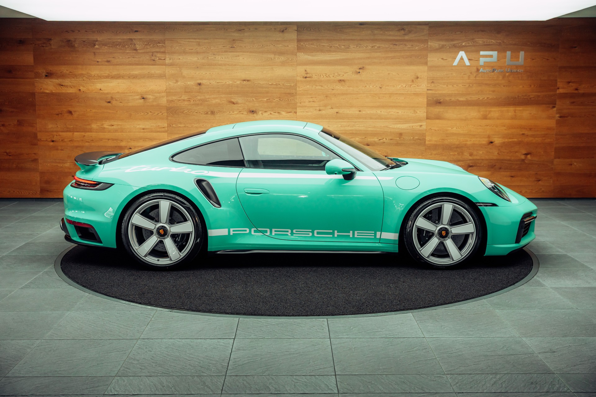 PORSCHE 911 Turbo 50 Jahre PTS Mintgrün 1/1974-image-9