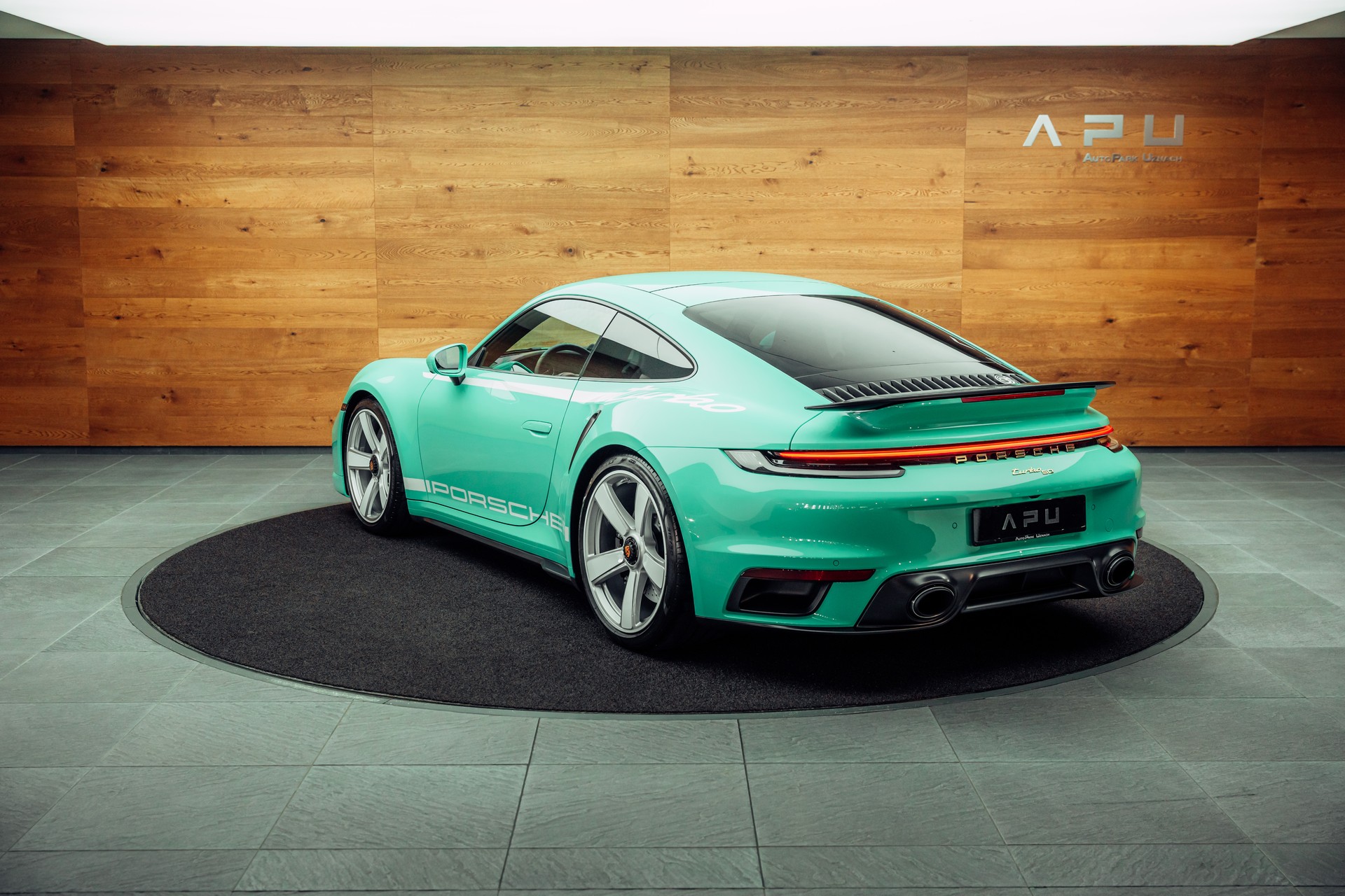 PORSCHE 911 Turbo 50 Jahre PTS Mintgrün 1/1974-image-2