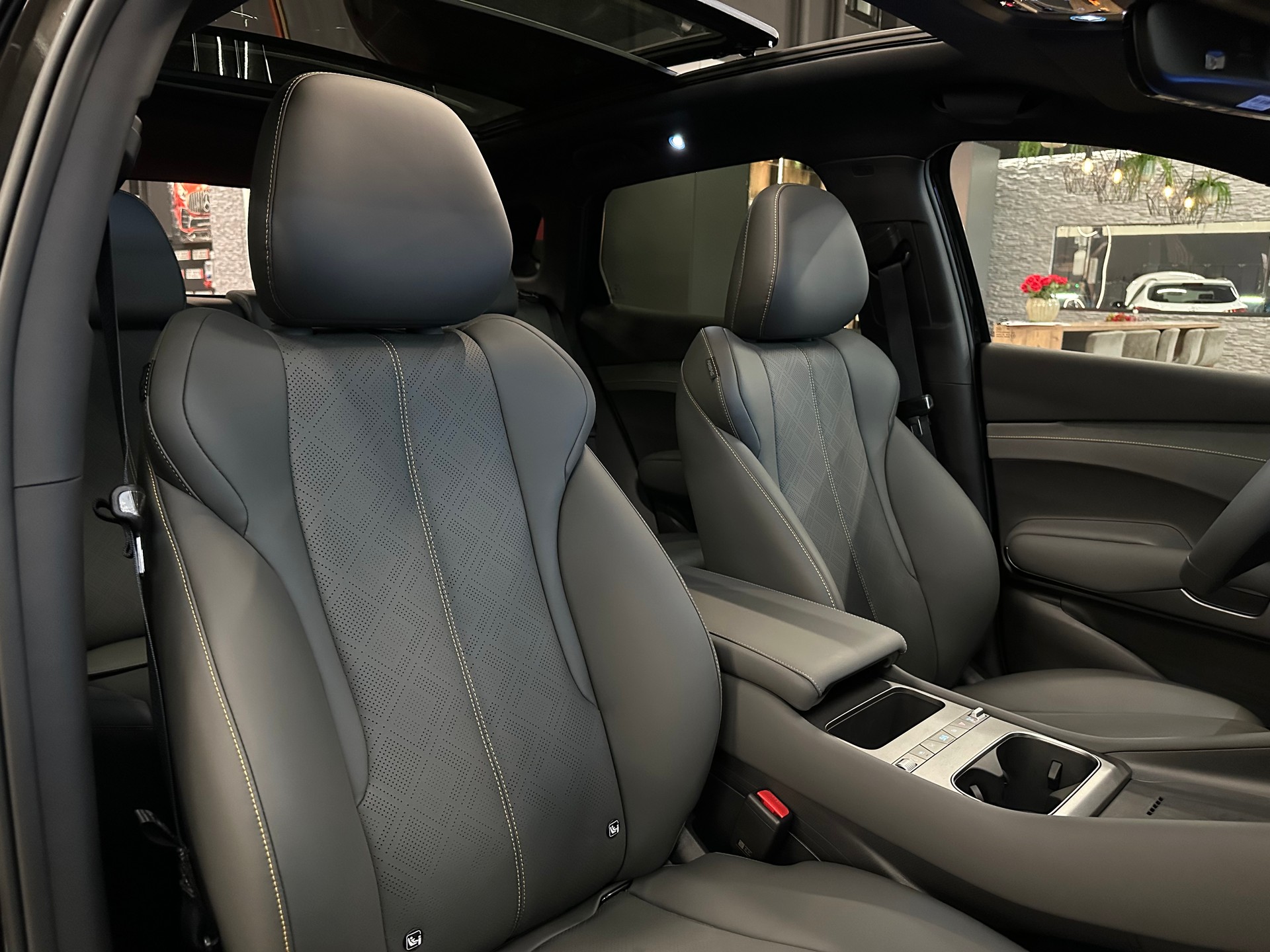 BYD Atto 3 EVO 74.8 kWh Excellence AWD-image-14
