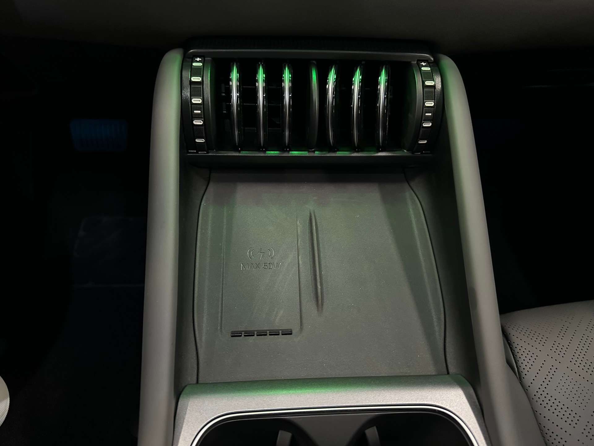 BYD Atto 3 EVO 74.8 kWh Excellence AWD-image-33