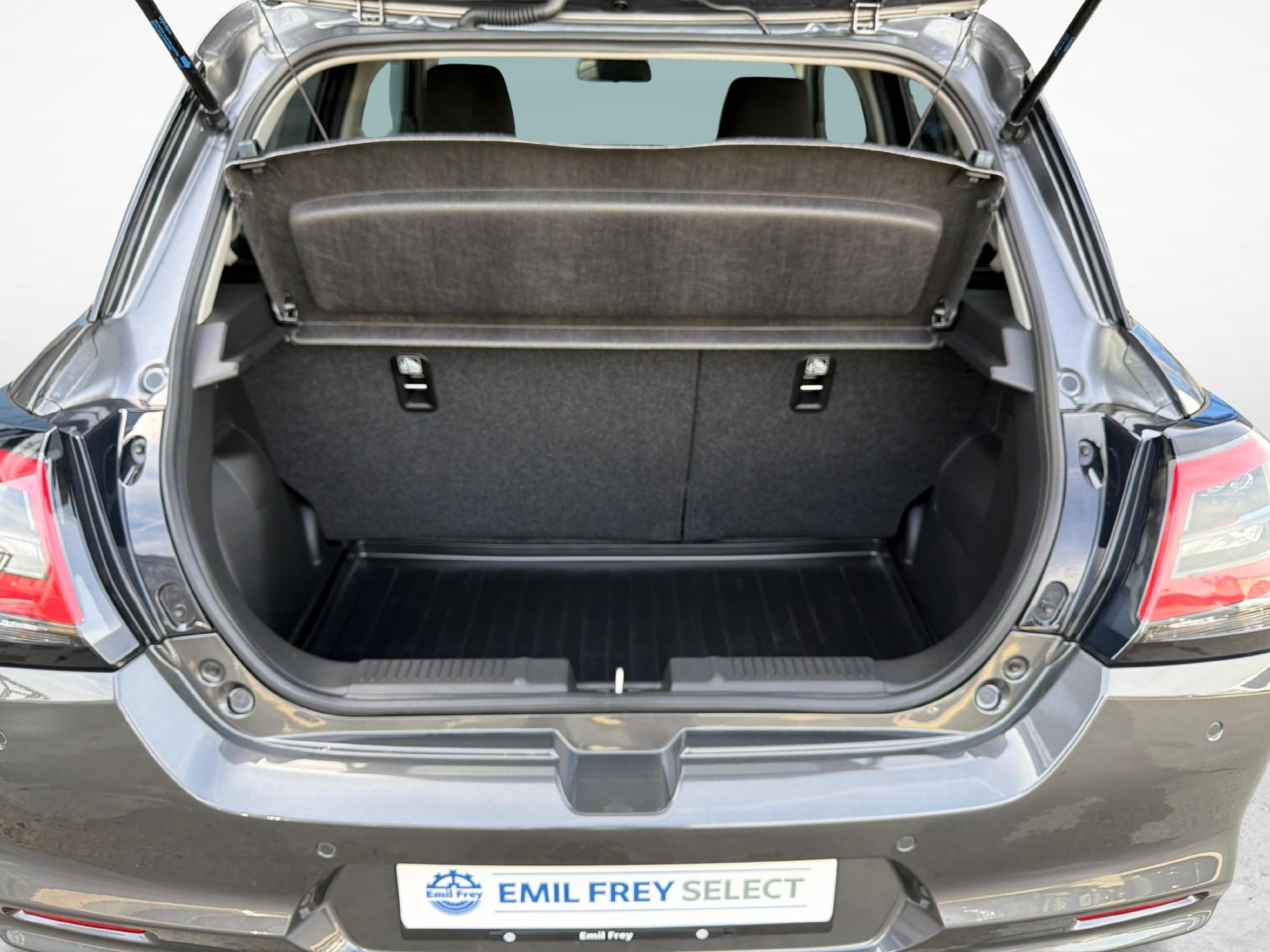 SUZUKI Swift 1.2 Tradizio Top Hybrid-image-15