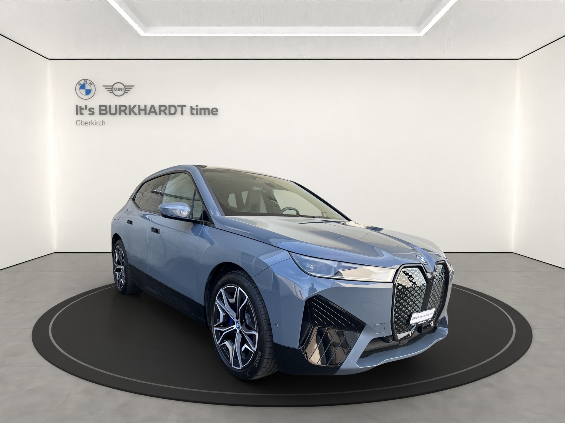 BMW iX xDrive50-image-7
