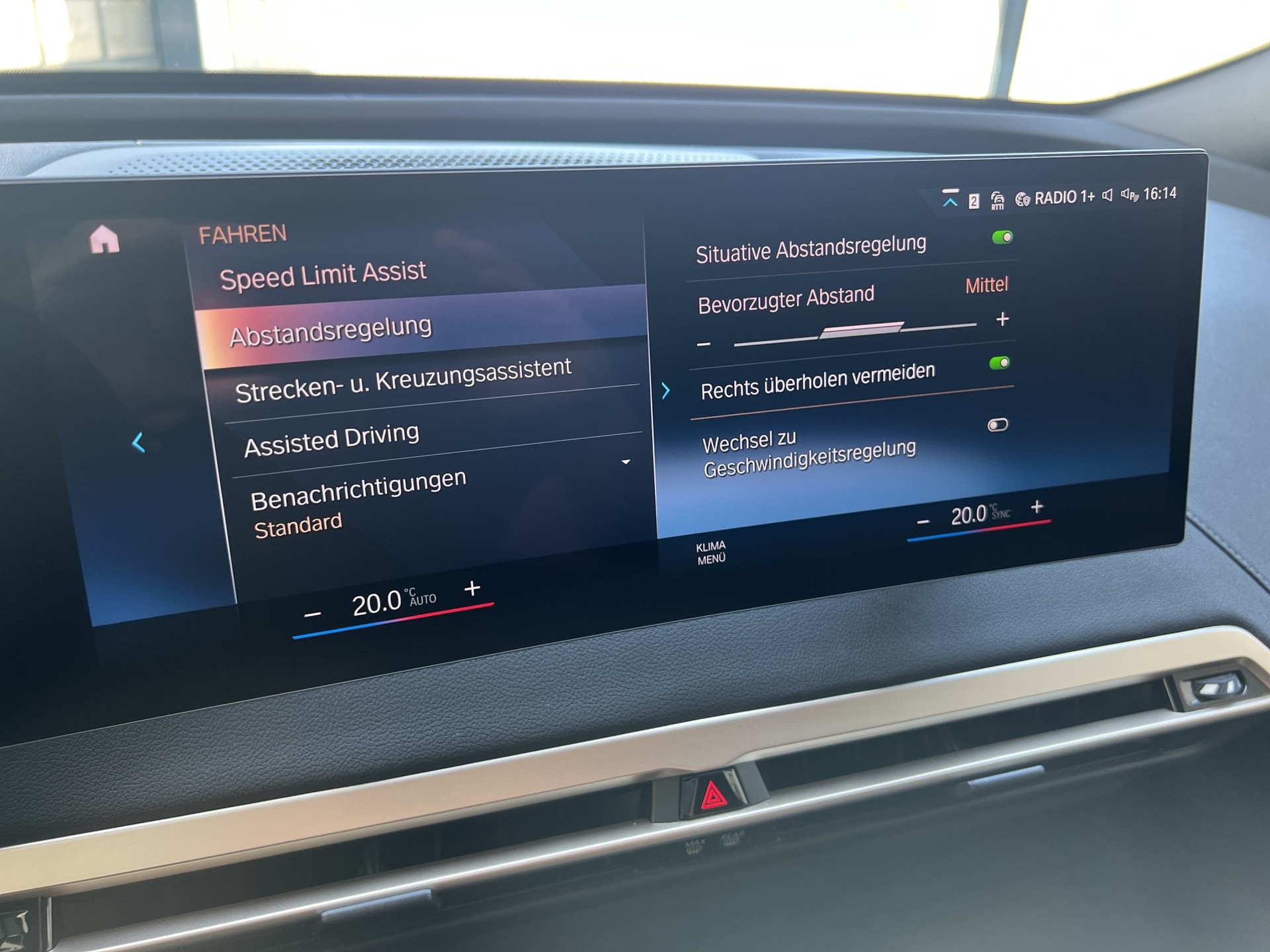 BMW iX xDrive50-image-18