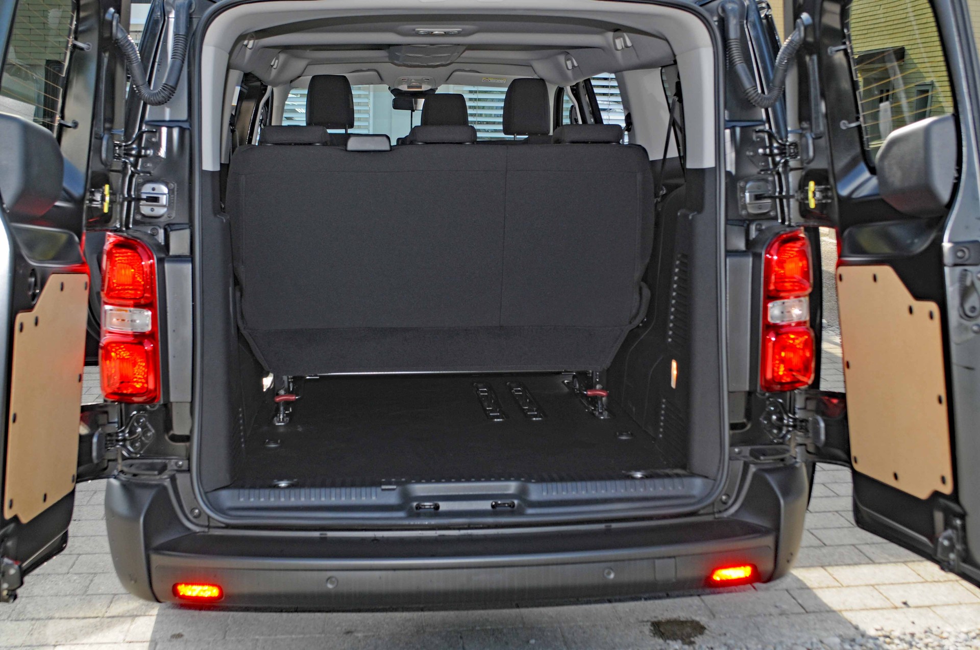 OPEL Vivaro Combi 2.0 CDTI s/s XL-image-31