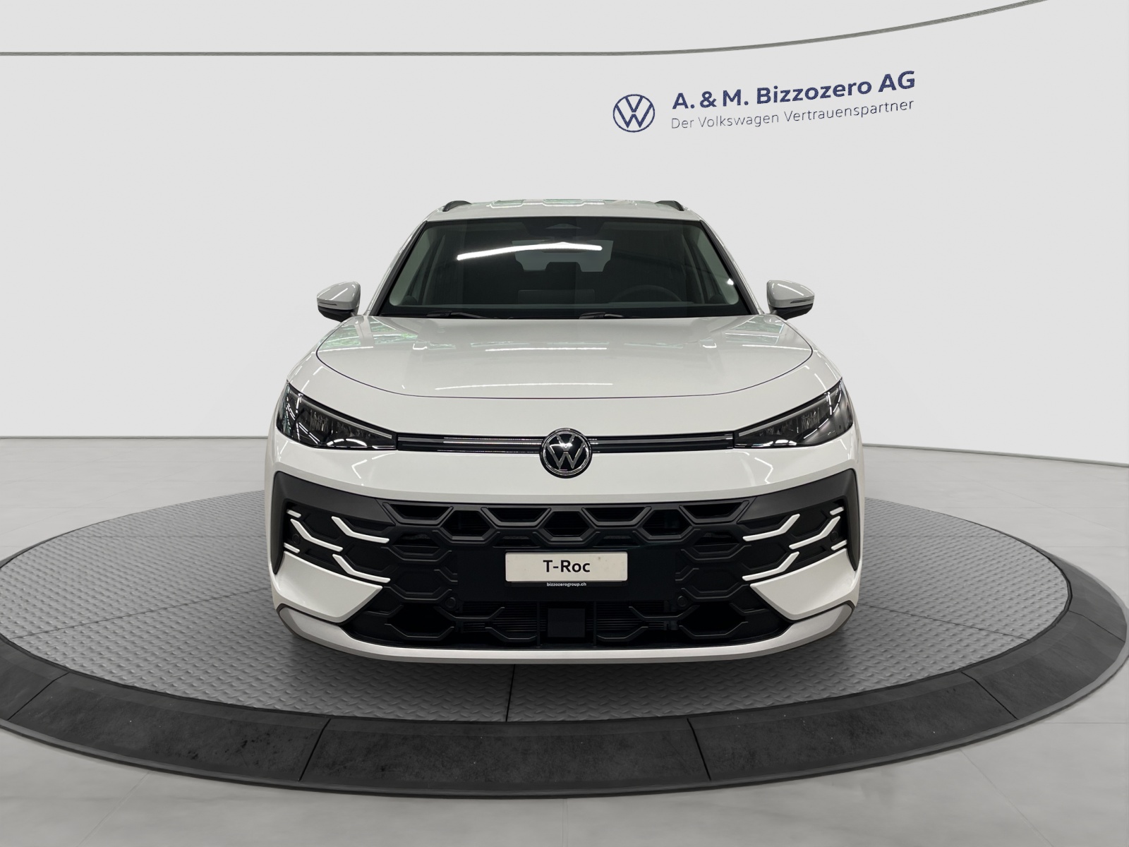 VW T-Roc 1.5 eTSI mHEV Life DSG-image-7