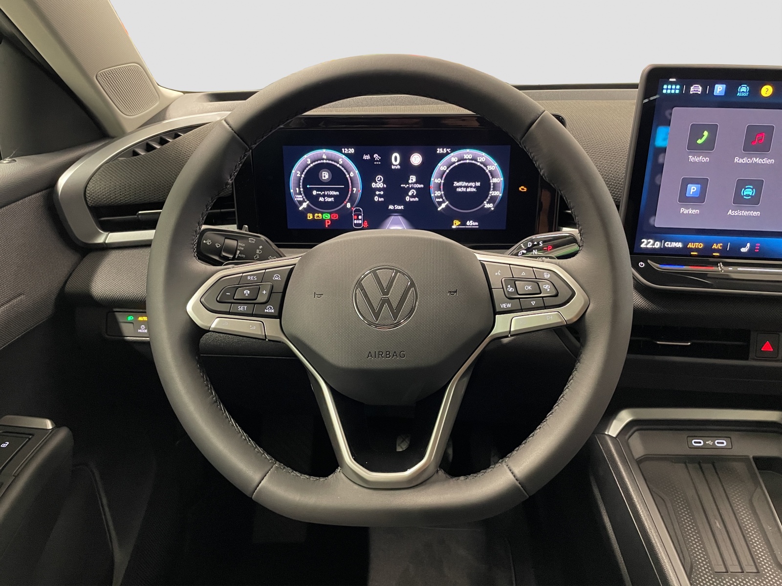 VW T-Roc 1.5 eTSI mHEV Life DSG-image-9