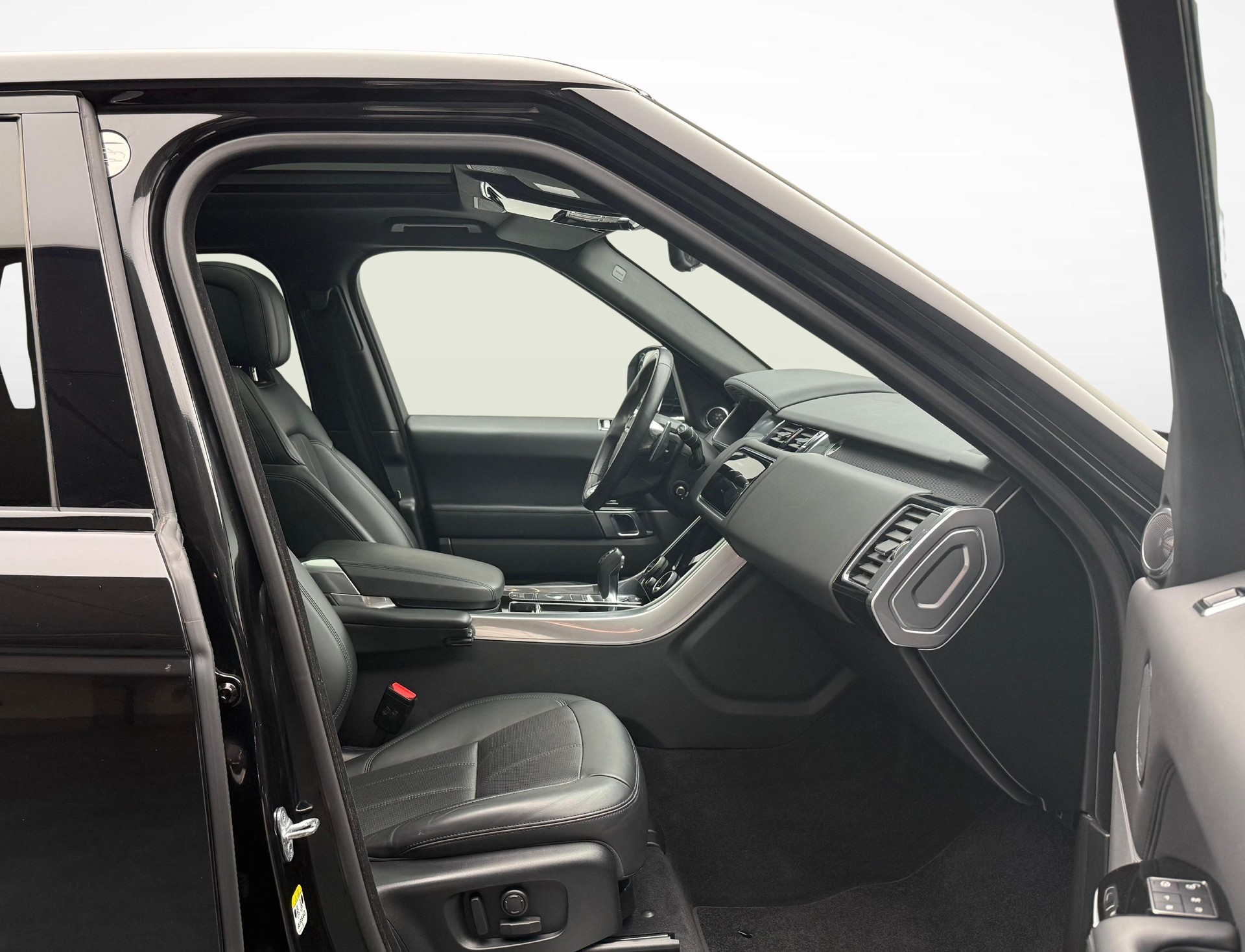 LAND ROVER Range Rover Sport 2.0 P400e HSE Dynamic-image-11