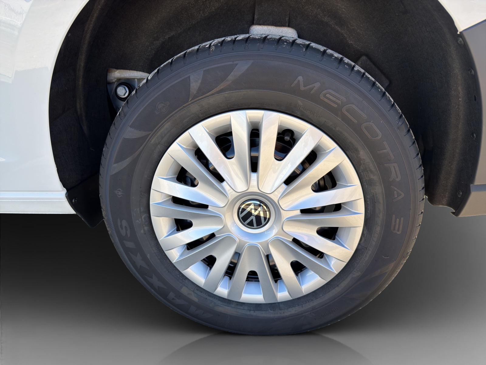VW Caddy Cargo 2.0TDI-image-15