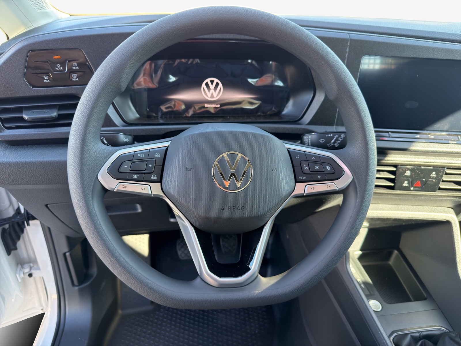 VW Caddy Cargo 2.0TDI-image-9