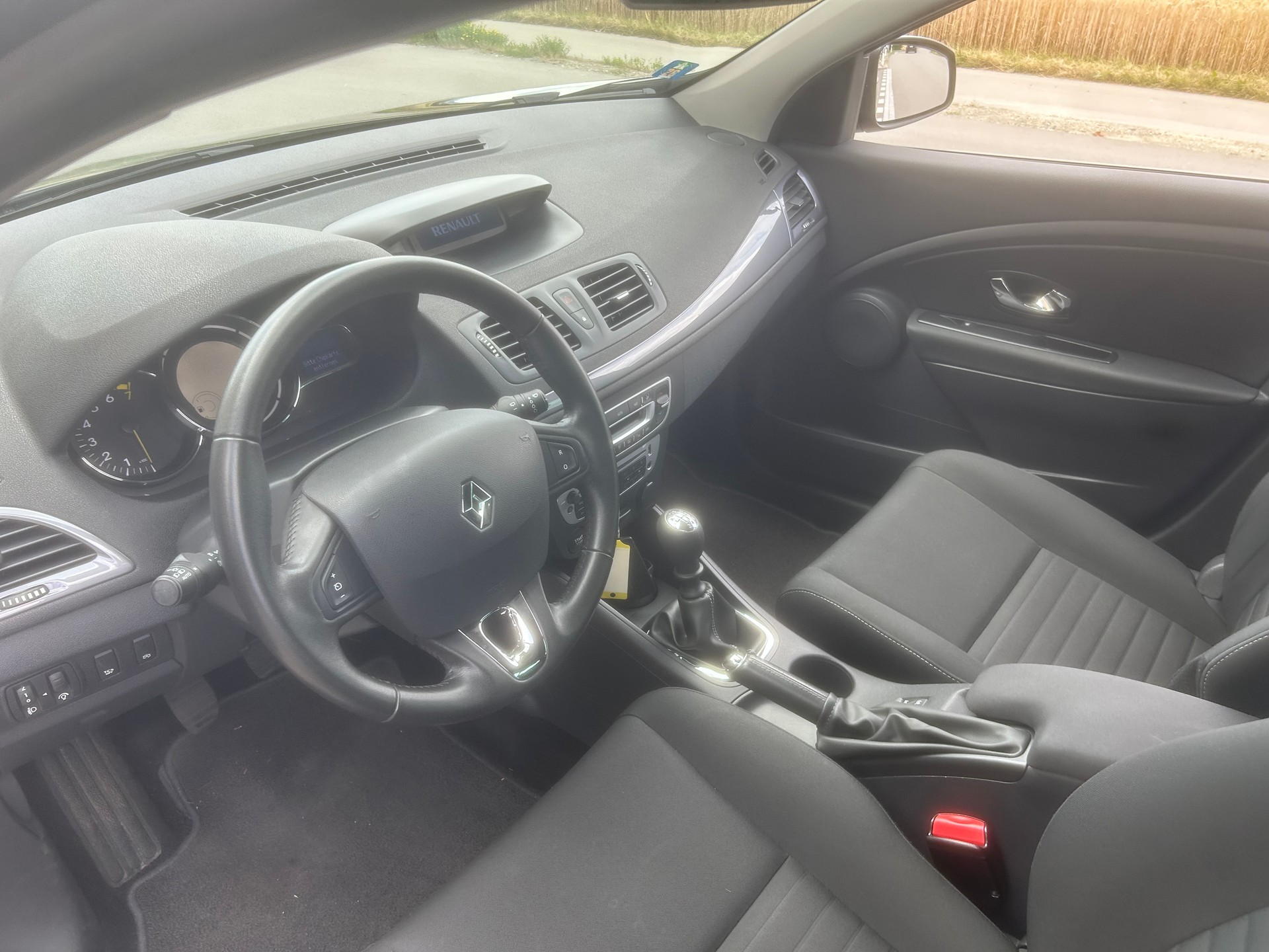 RENAULT Mégane Grandtour 1.2 16V Turbo Limited-image-5