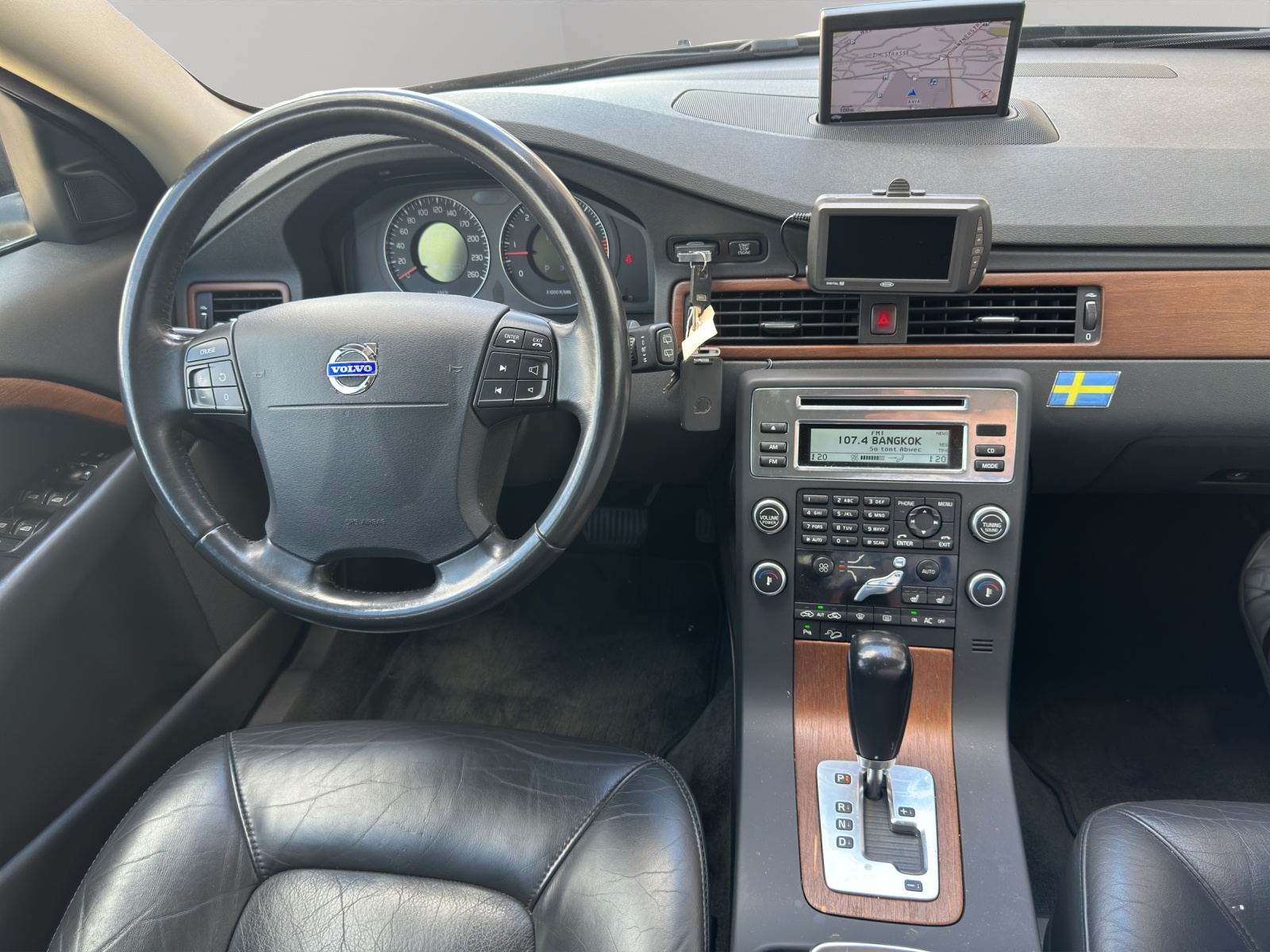 VOLVO XC70 D5 AWD Summum Geartronic-image-9