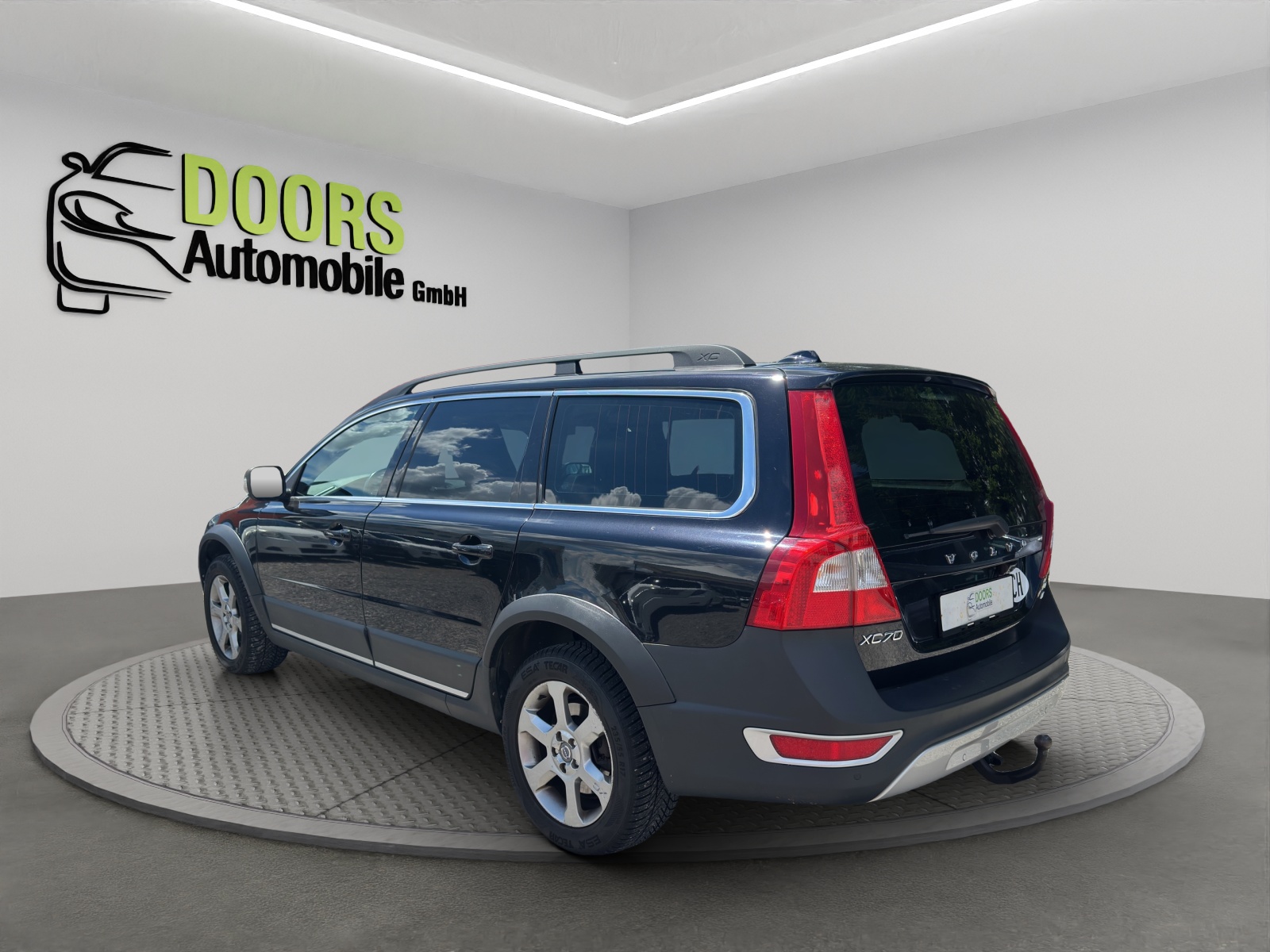 VOLVO XC70 D5 AWD Summum Geartronic-image-7