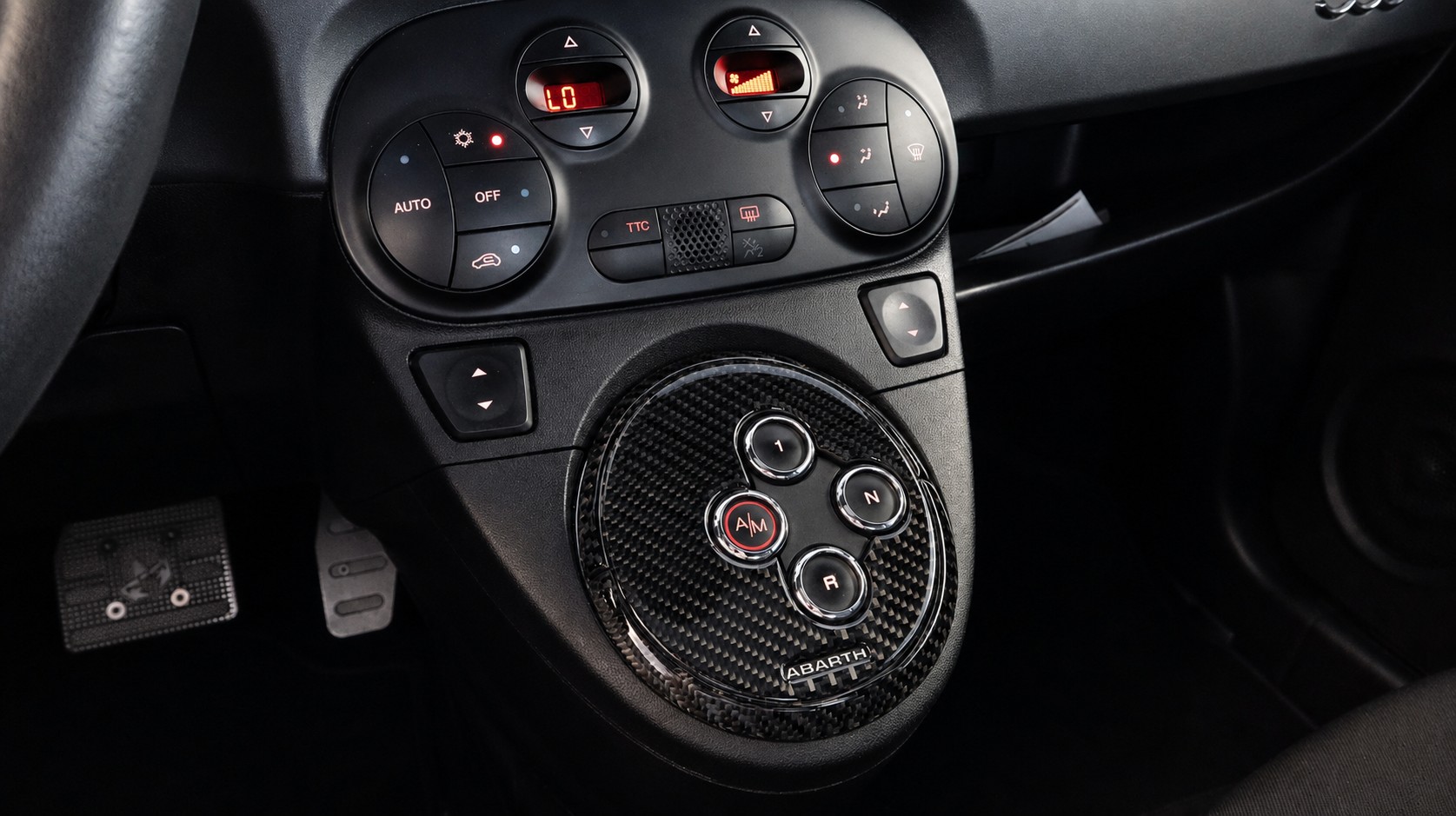 FIAT 595C 1.4 16V Turbo Abarth Competizione-image-9