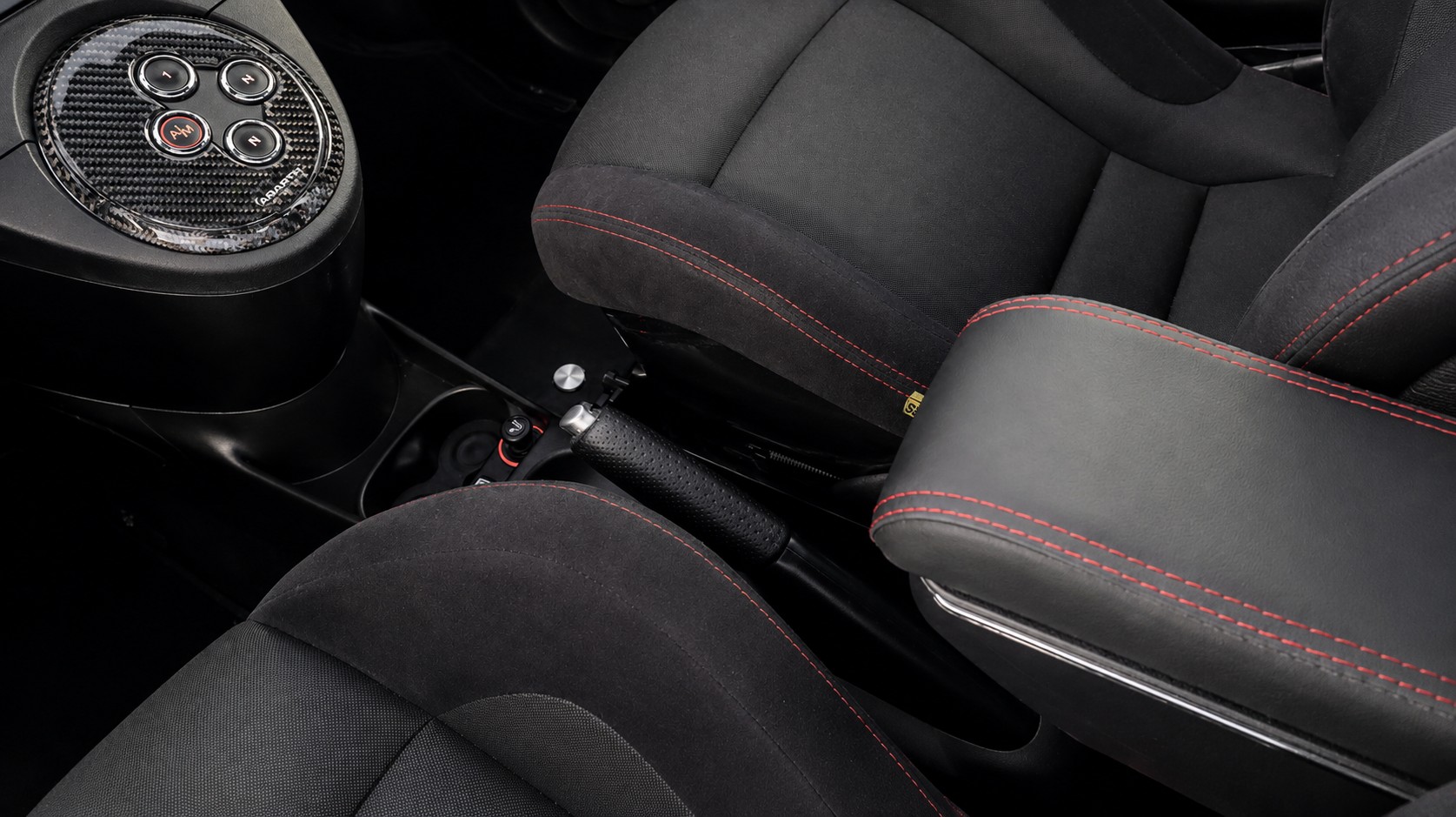 FIAT 595C 1.4 16V Turbo Abarth Competizione-image-10