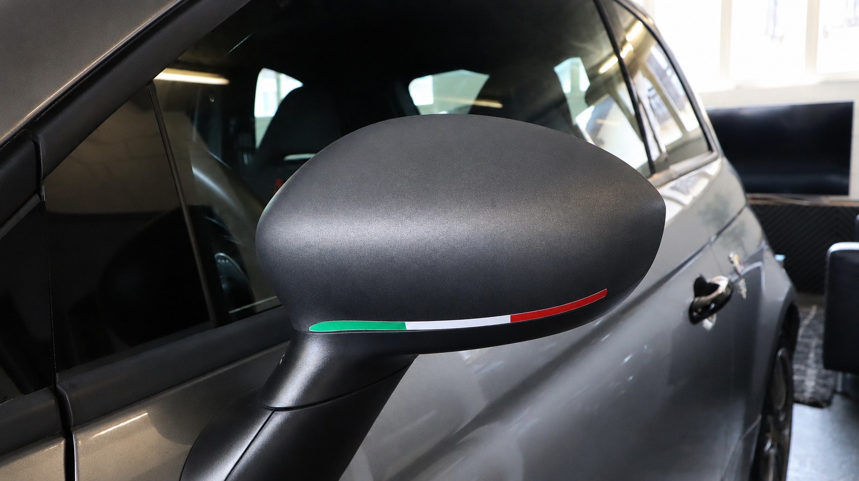 FIAT 595C 1.4 16V Turbo Abarth Competizione-image-18