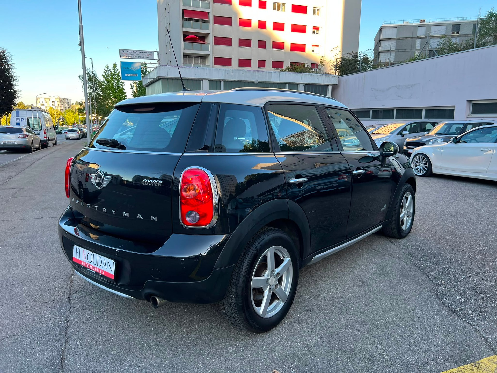 MINI Countryman Cooper ALL4 by Burton-image-5