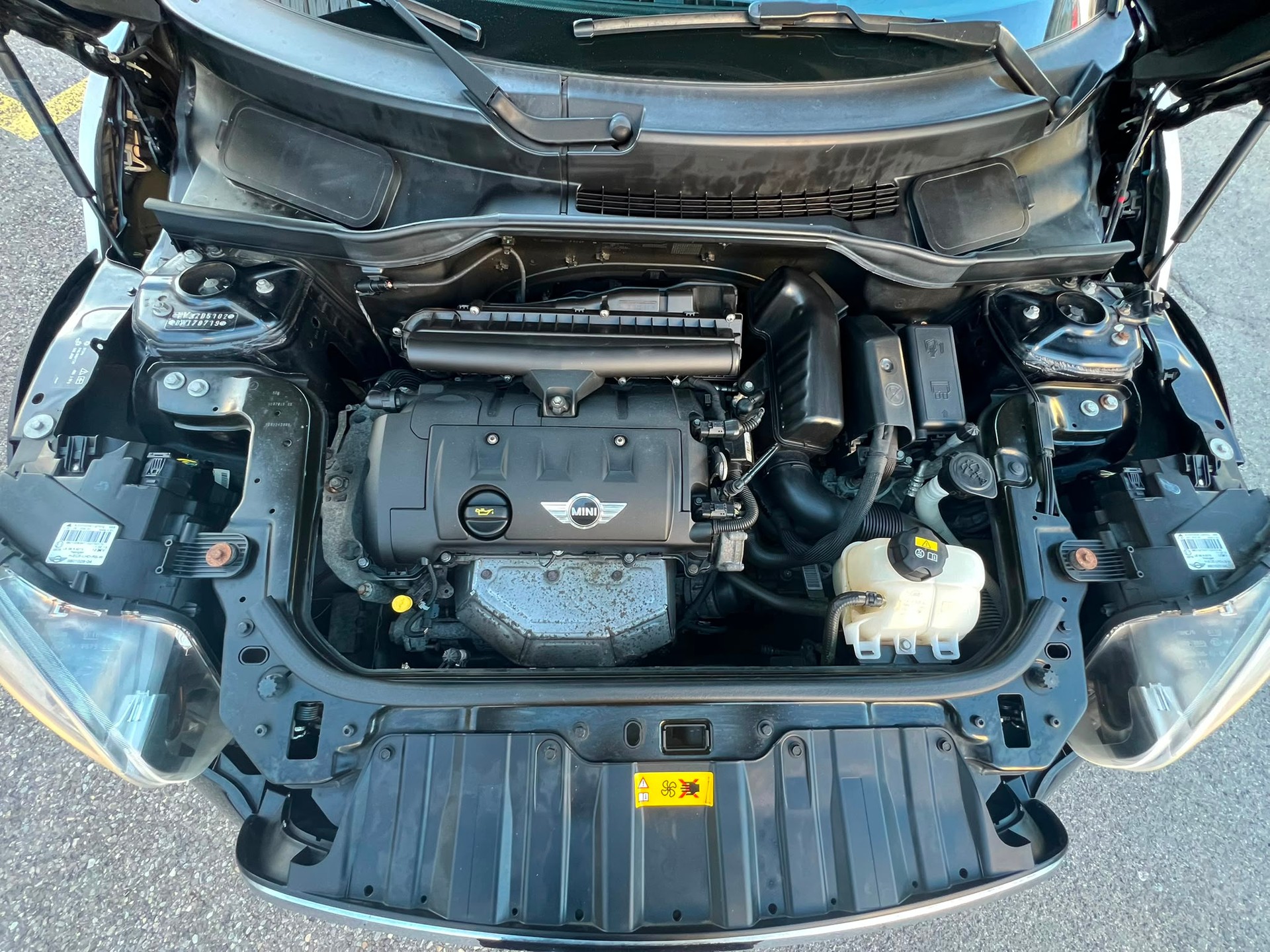 MINI Countryman Cooper ALL4 by Burton-image-12