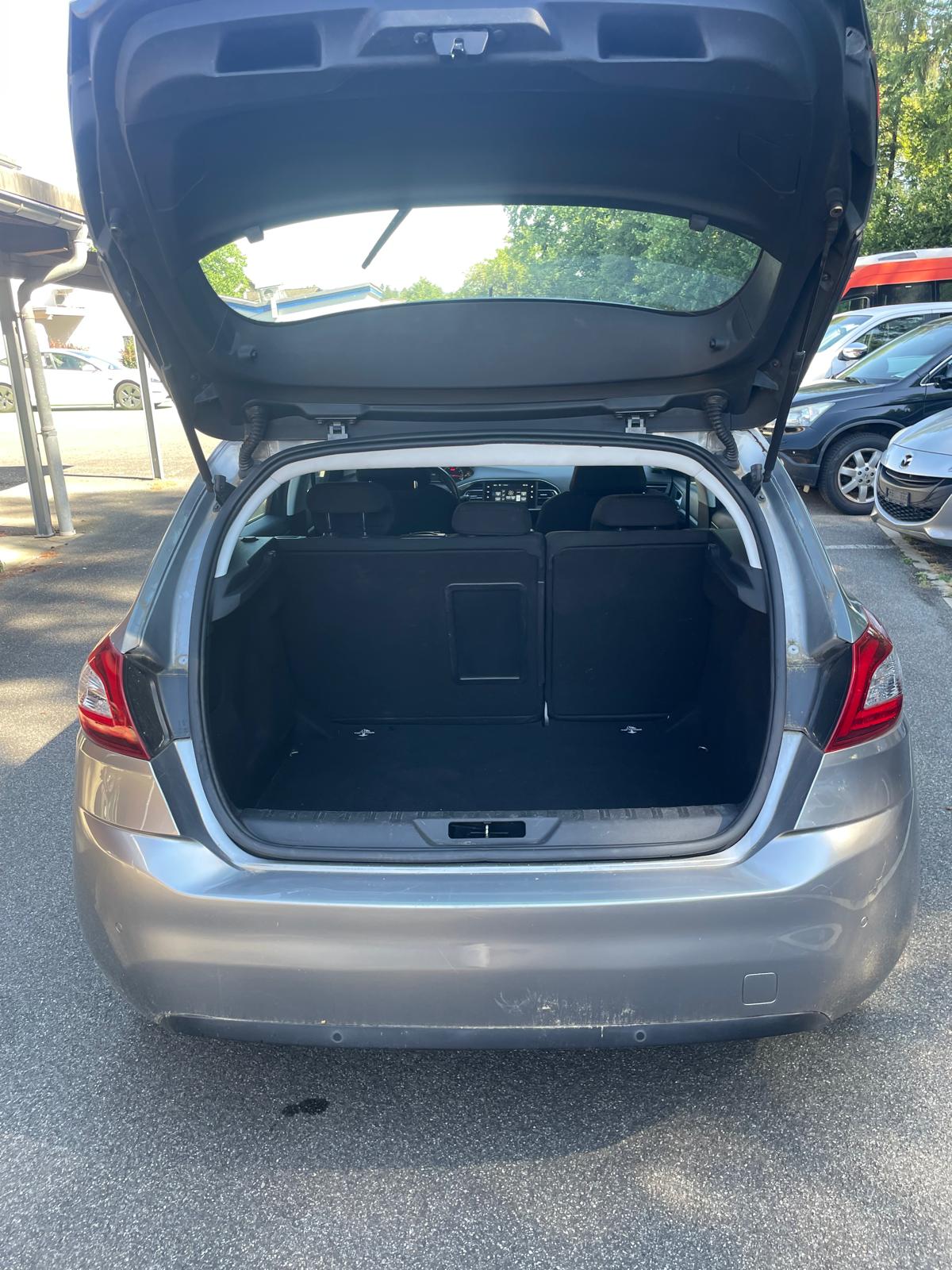 PEUGEOT 308 1.6 THP Allure-image-4