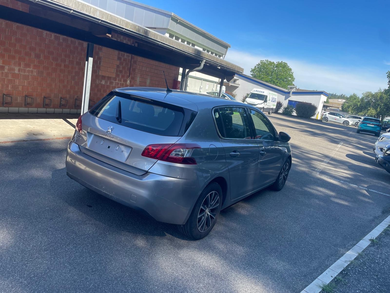 PEUGEOT 308 1.6 THP Allure-image-10
