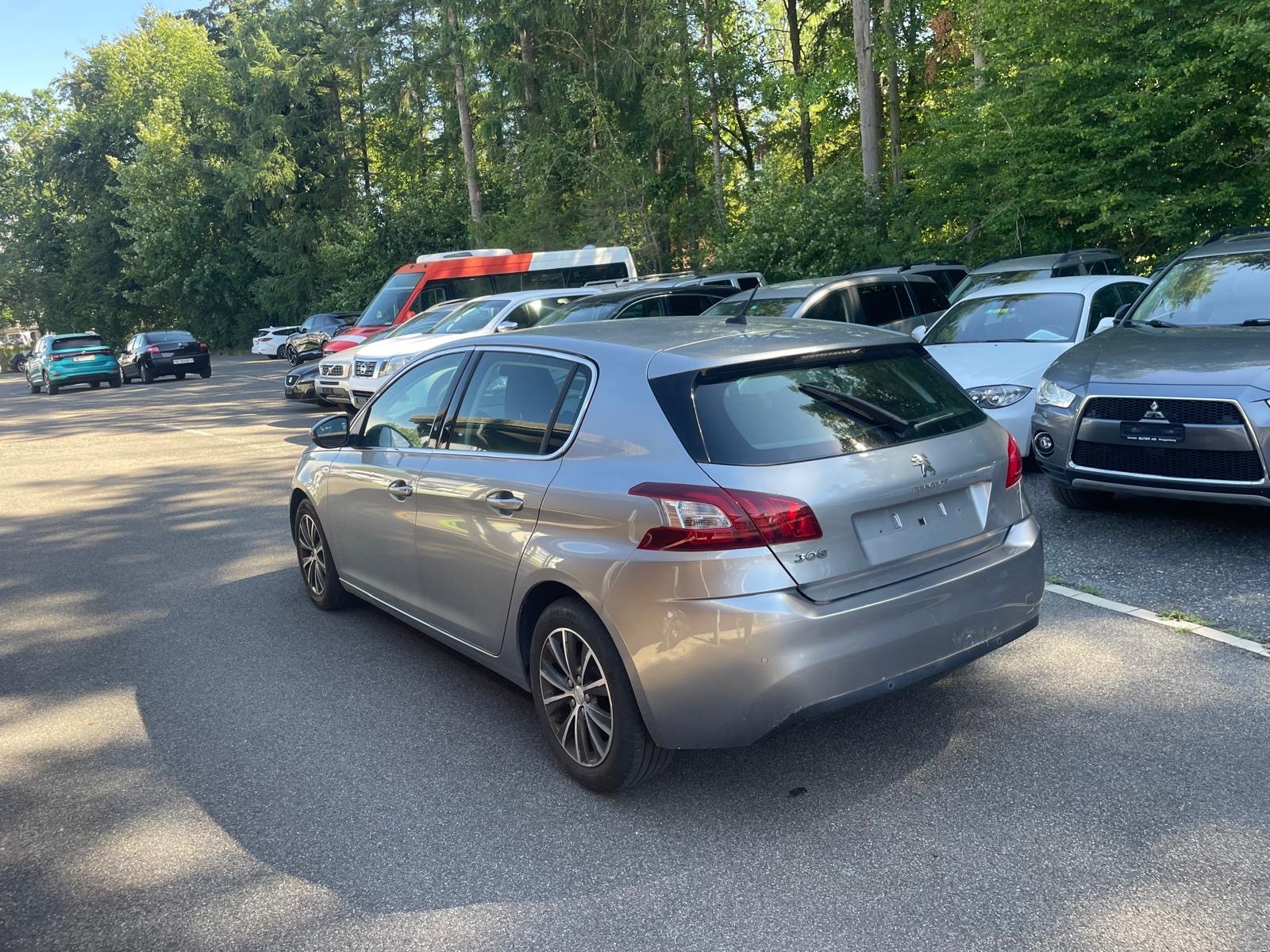 PEUGEOT 308 1.6 THP Allure-image-12