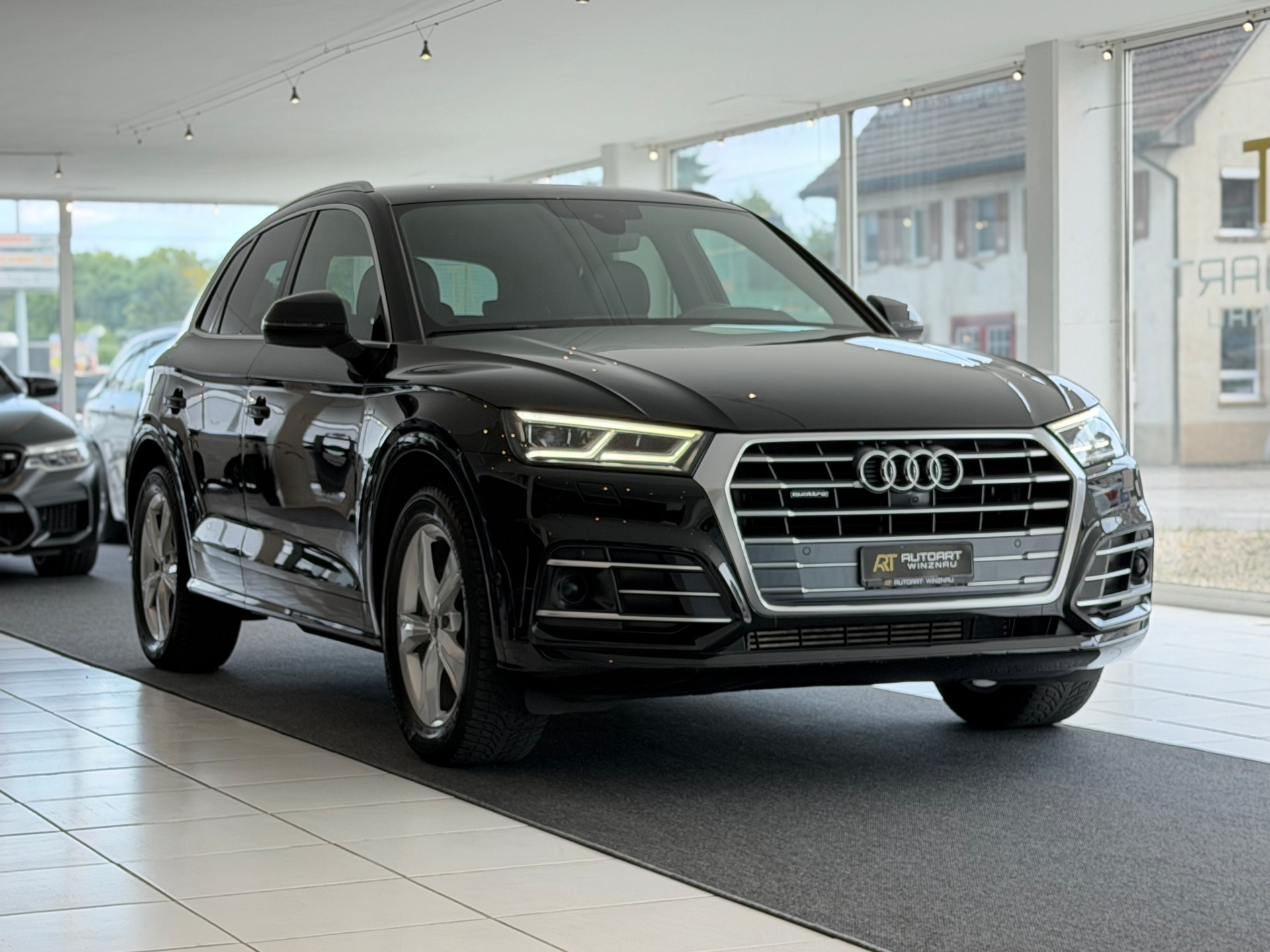 AUDI Q5 2.0 TFSI sport quattro S-tronic **TOP Ausstattung**-image-2