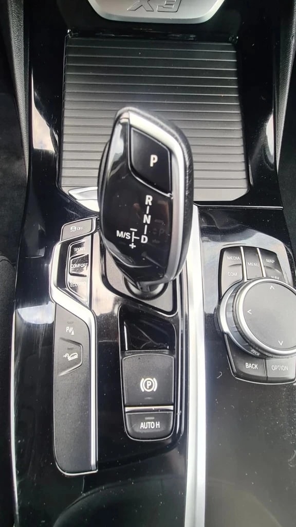 BMW X3 xDrive 48V 20d Steptronic ** Gr-Navi ** Sitzheizung ** Head UP Display ** PDC V+H ** Frisch Ab MFK & Service **-image-12