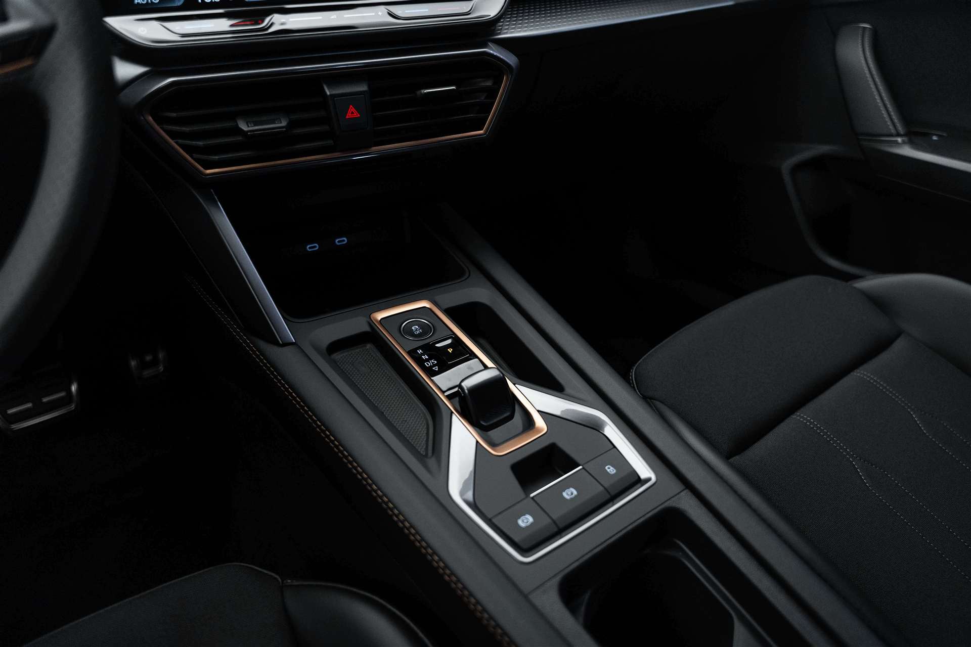 CUPRA Formentor 1.5 TSI DSG-Automat NEW-image-23