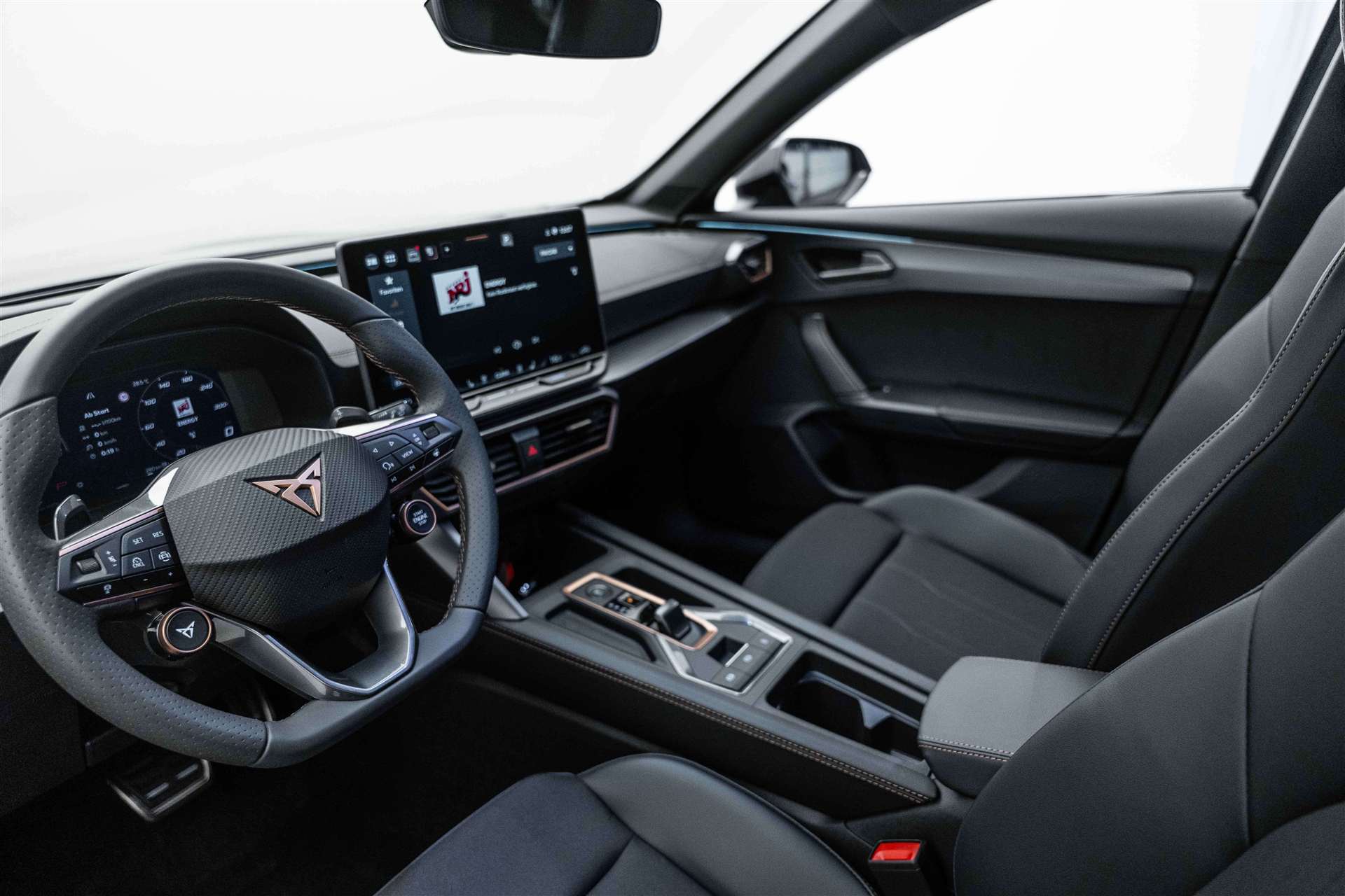 CUPRA Formentor 1.5 TSI DSG-Automat NEW-image-7