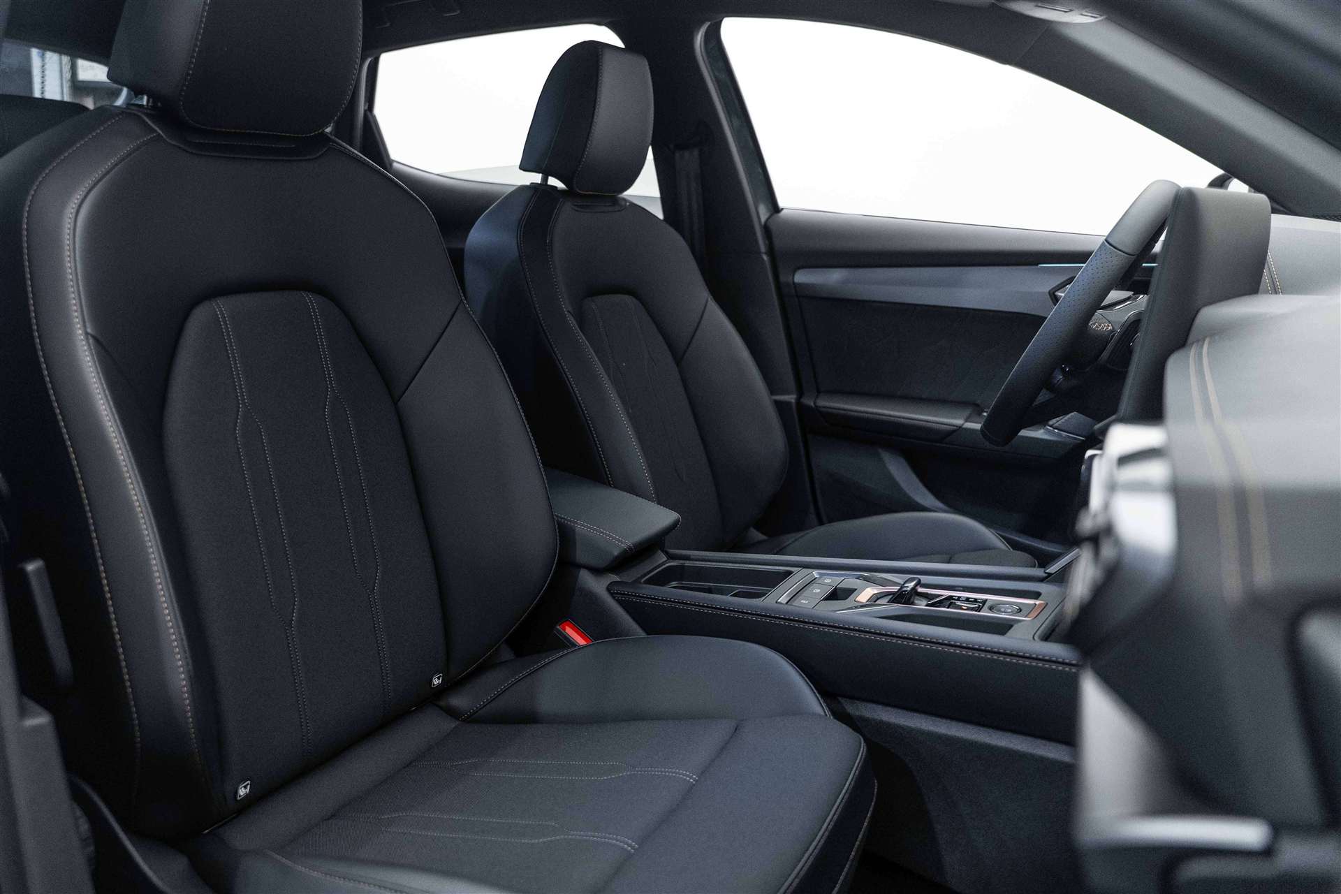 CUPRA Formentor 1.5 TSI DSG-Automat NEW-image-11
