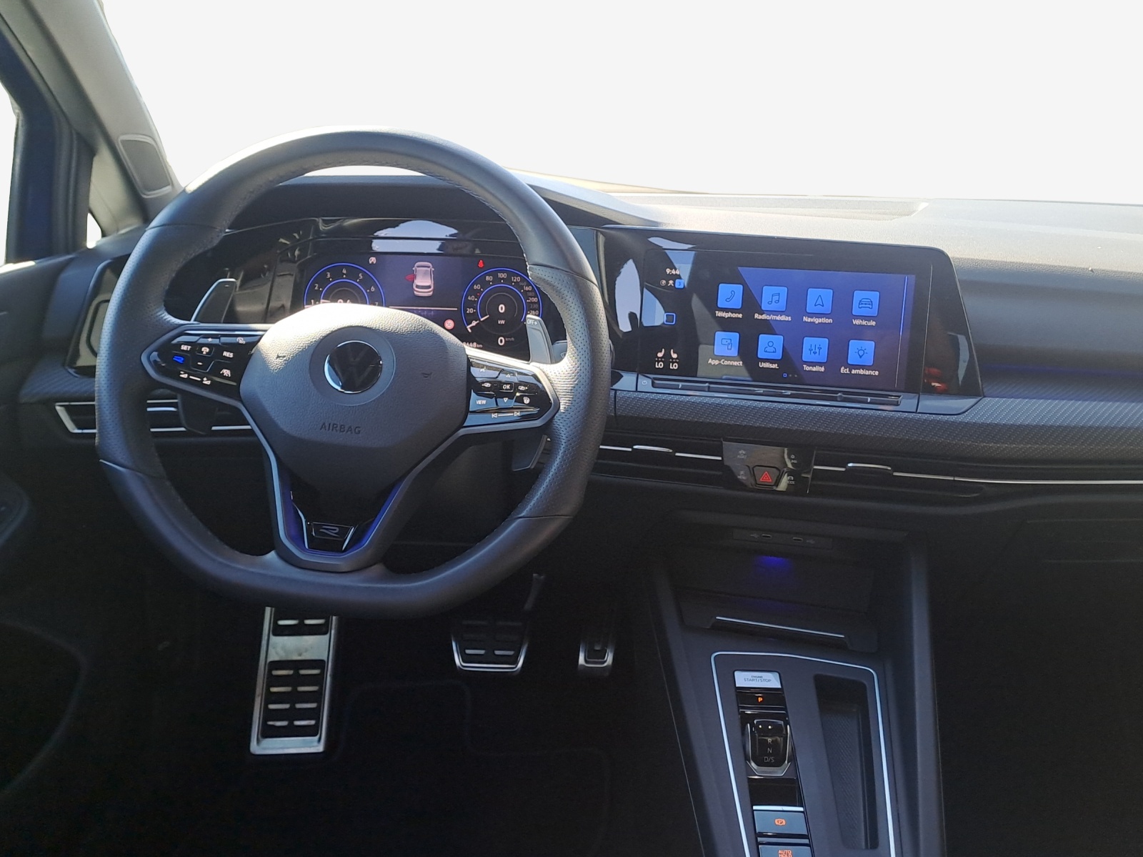 VW Golf 2.0 TSI R DSG 4Motion-image-8