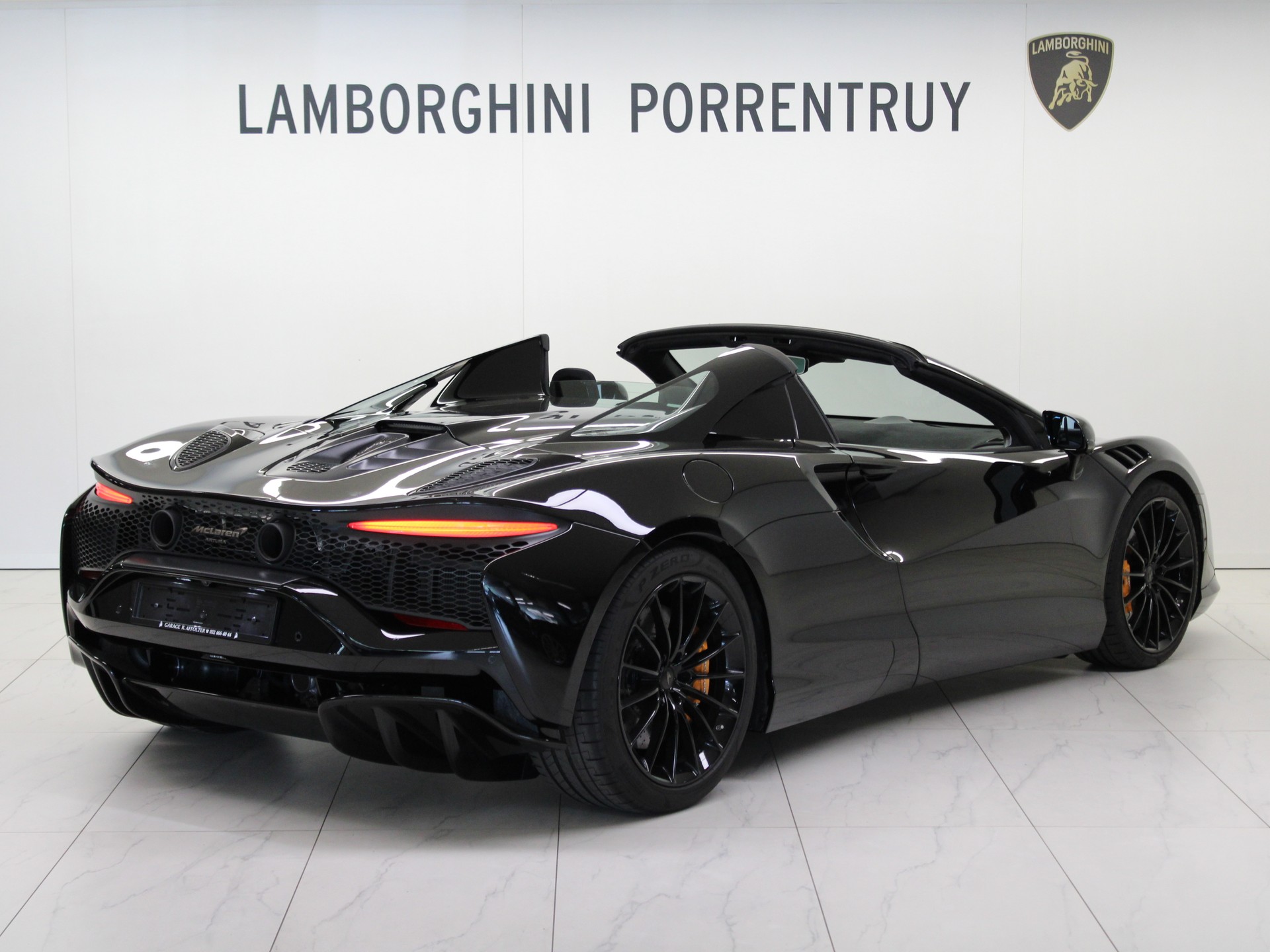 McLAREN Artura Spider-image-2