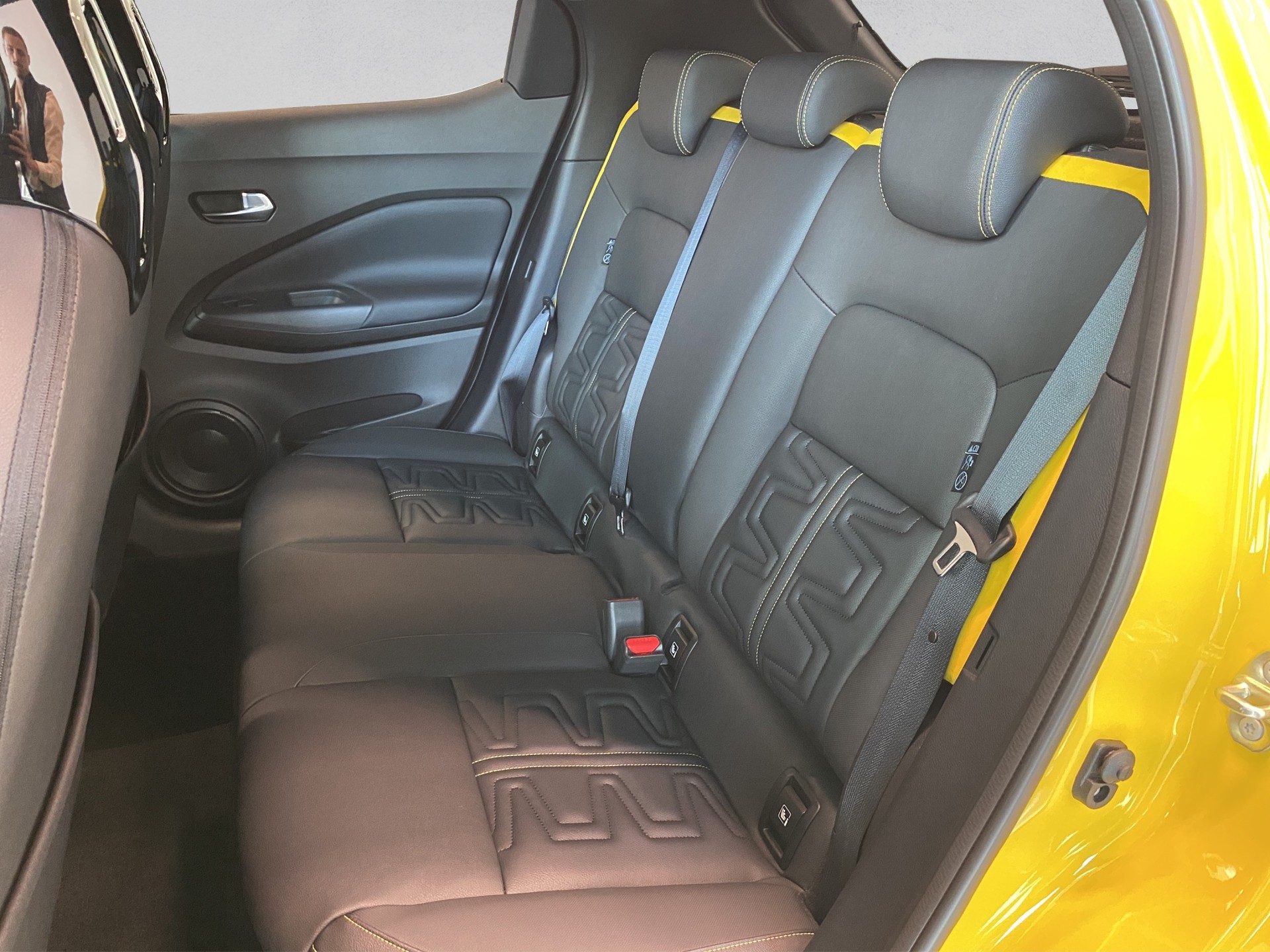 NISSAN Juke 1.6 FHEV N-Sport-image-14