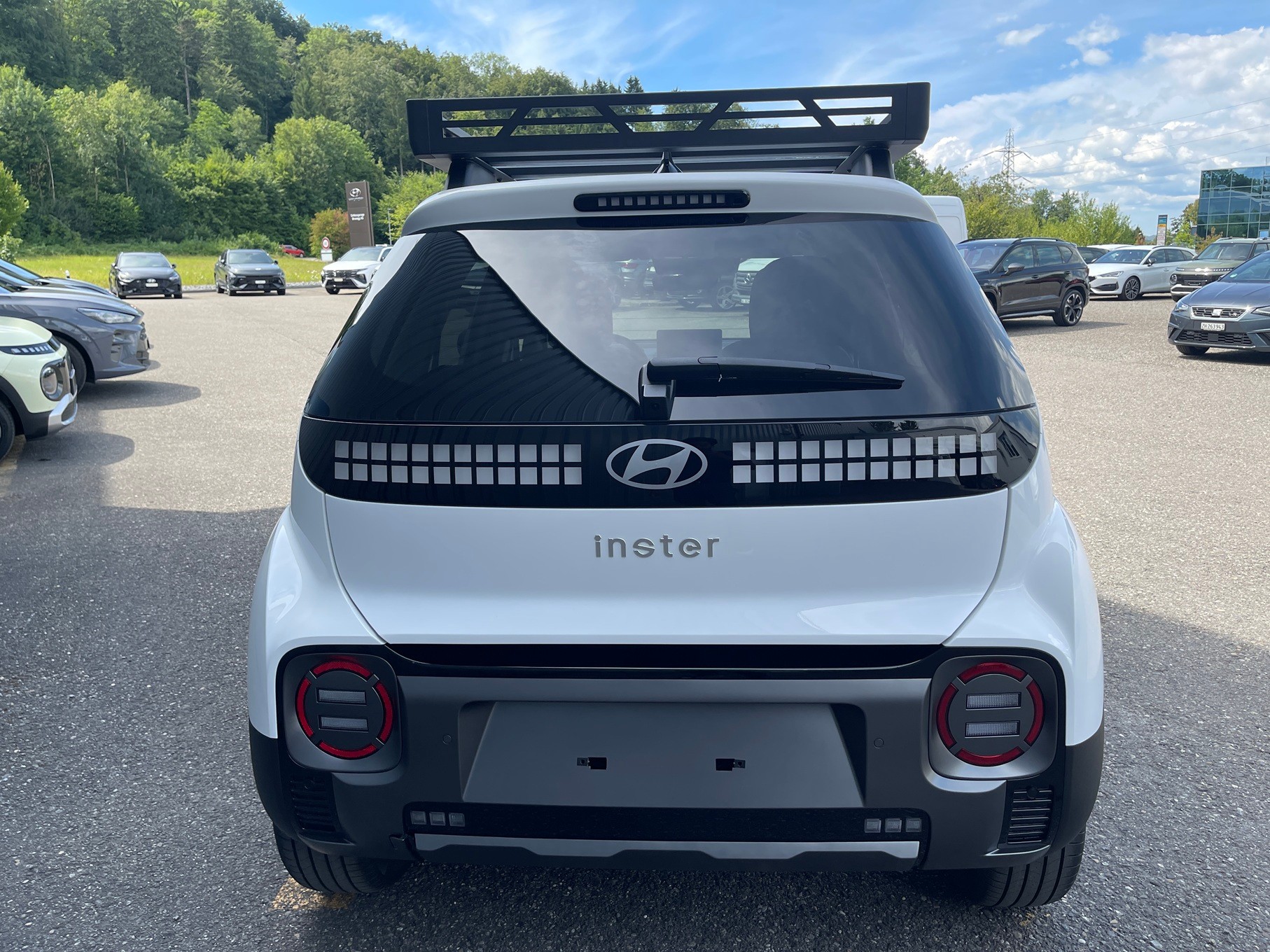 HYUNDAI Inster 49kWh Vertex Cross-image-3