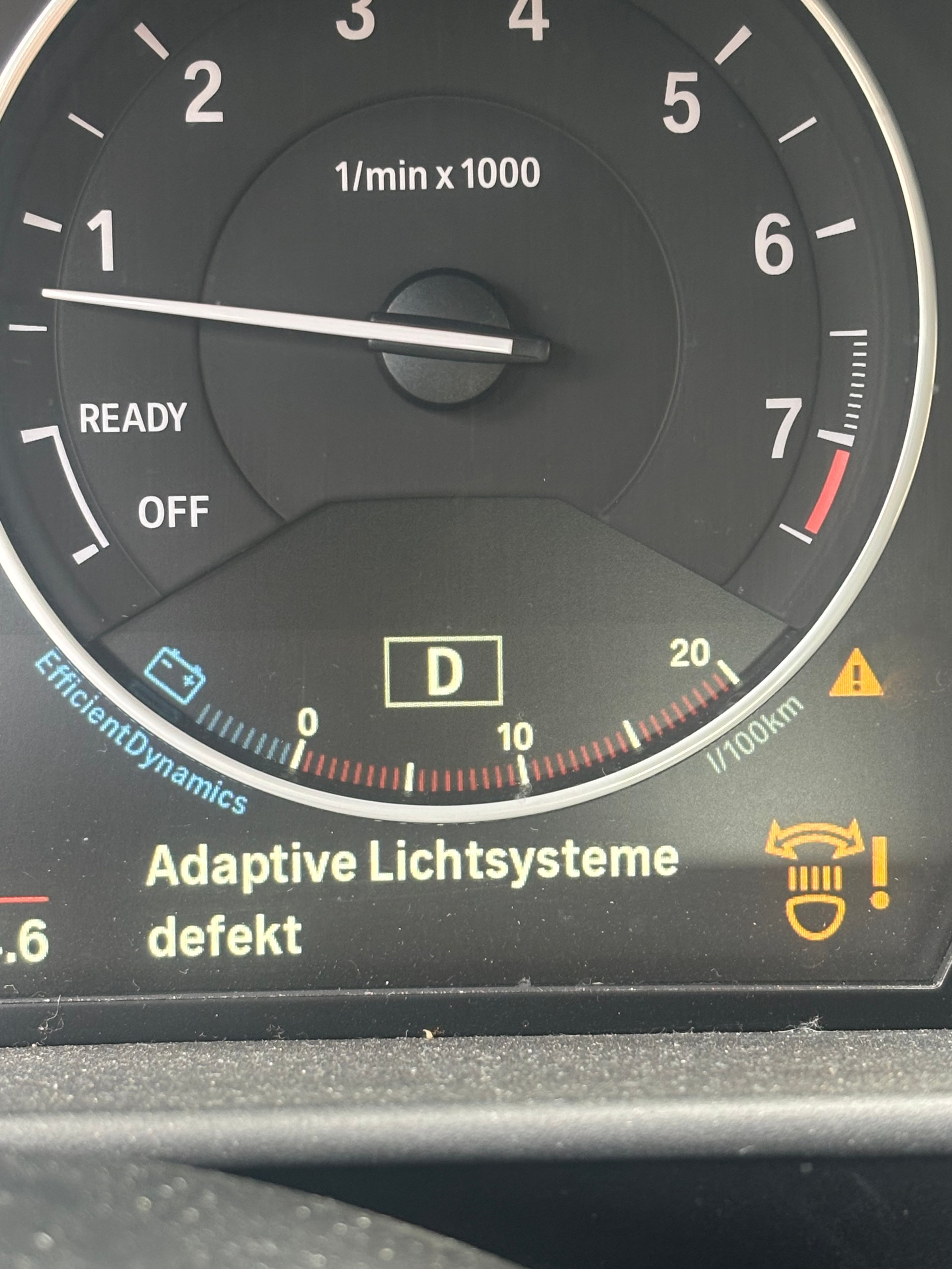 BMW 116i Urban Line Steptronic-image-11