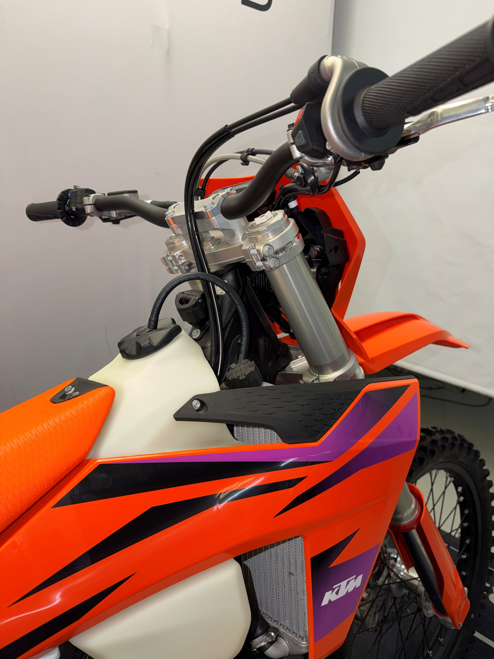 KTM 300 EXC KTM 300 EXC NEUVE-showroom-element-3