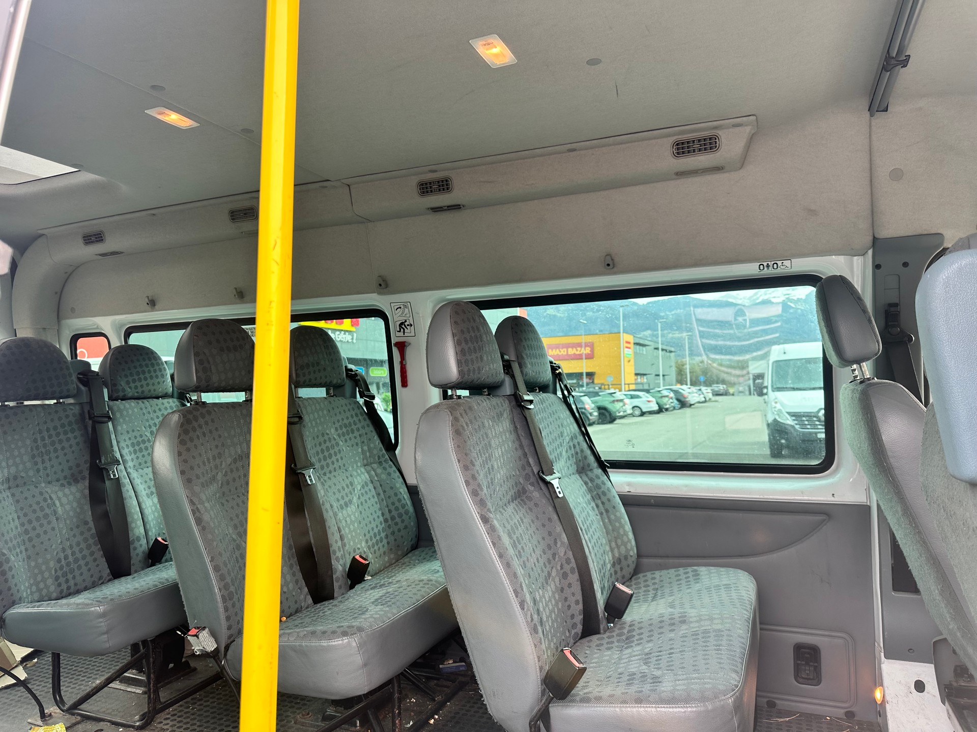 FORD Transit 2.4TDCi Bus M2 350L 4x4 Trend 14Pl.-image-9
