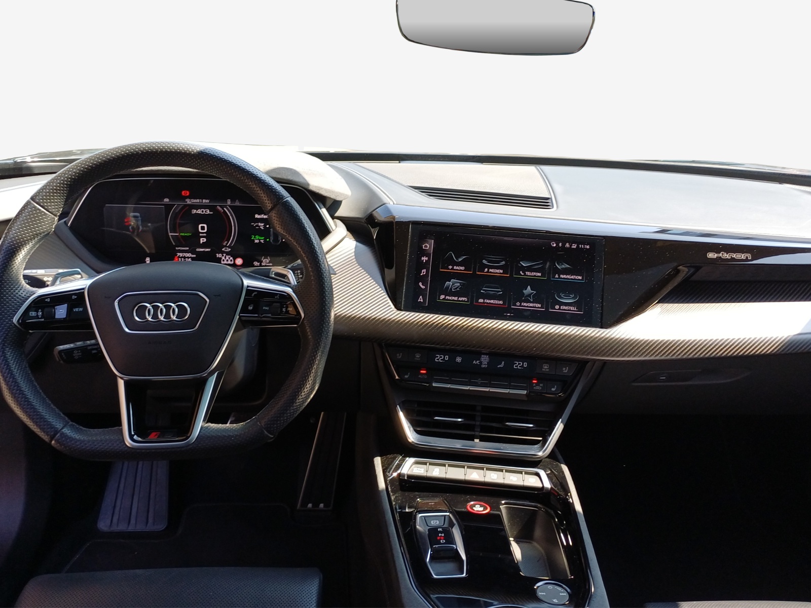 AUDI RS e-tron GT quattro-image-8