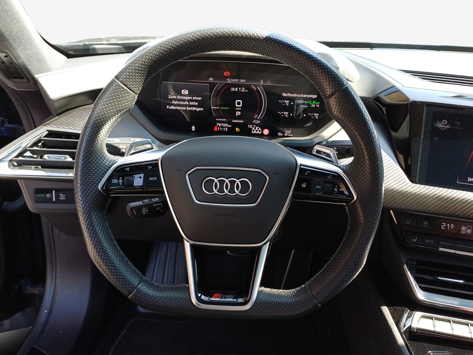 AUDI RS e-tron GT quattro-image-9