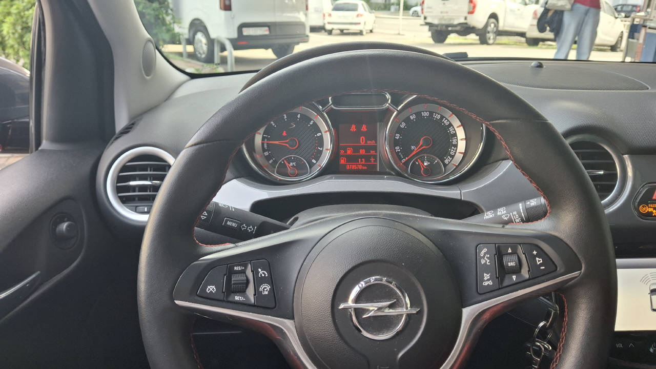 OPEL Adam 1.4i Turbo S Black Jack S/S-image-9