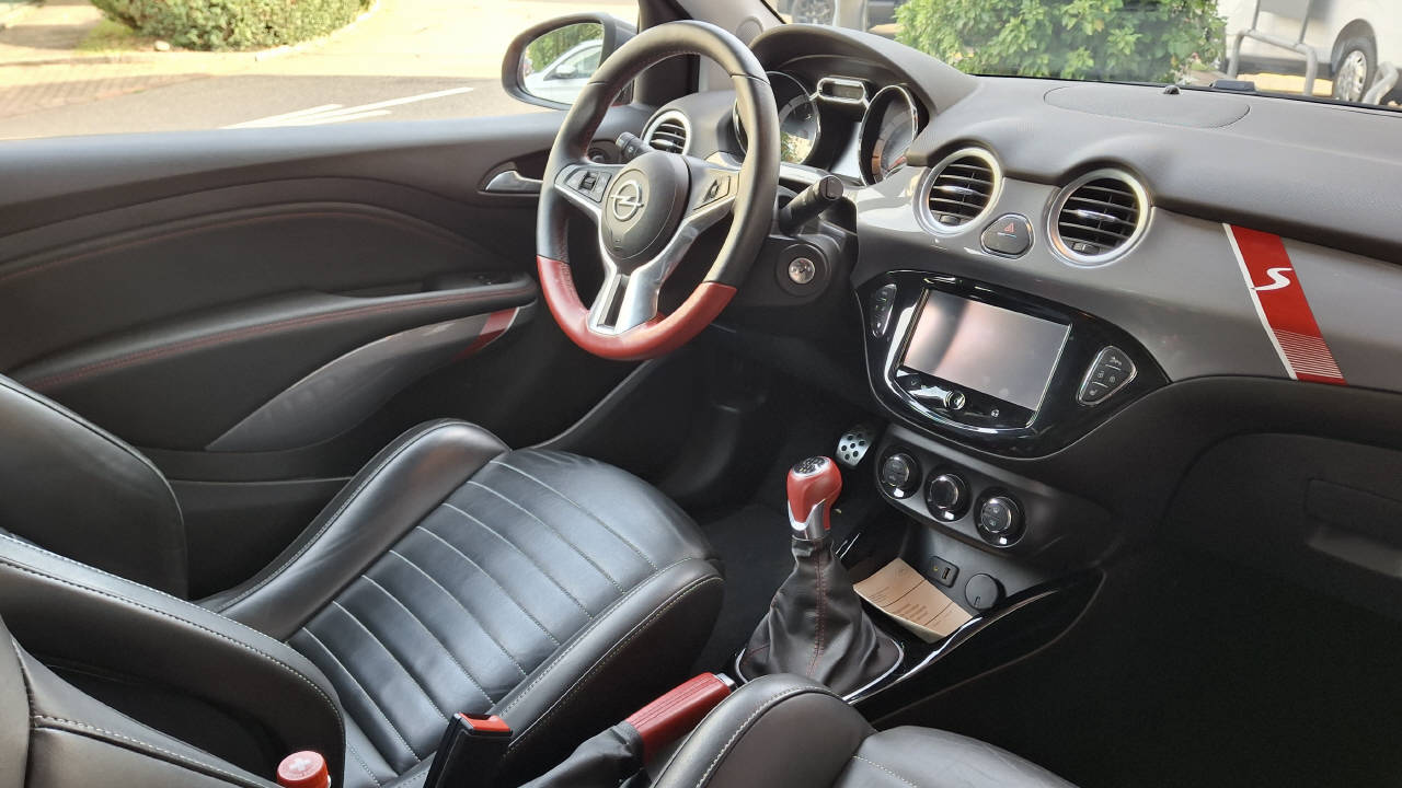 OPEL Adam 1.4i Turbo S Black Jack S/S-image-6